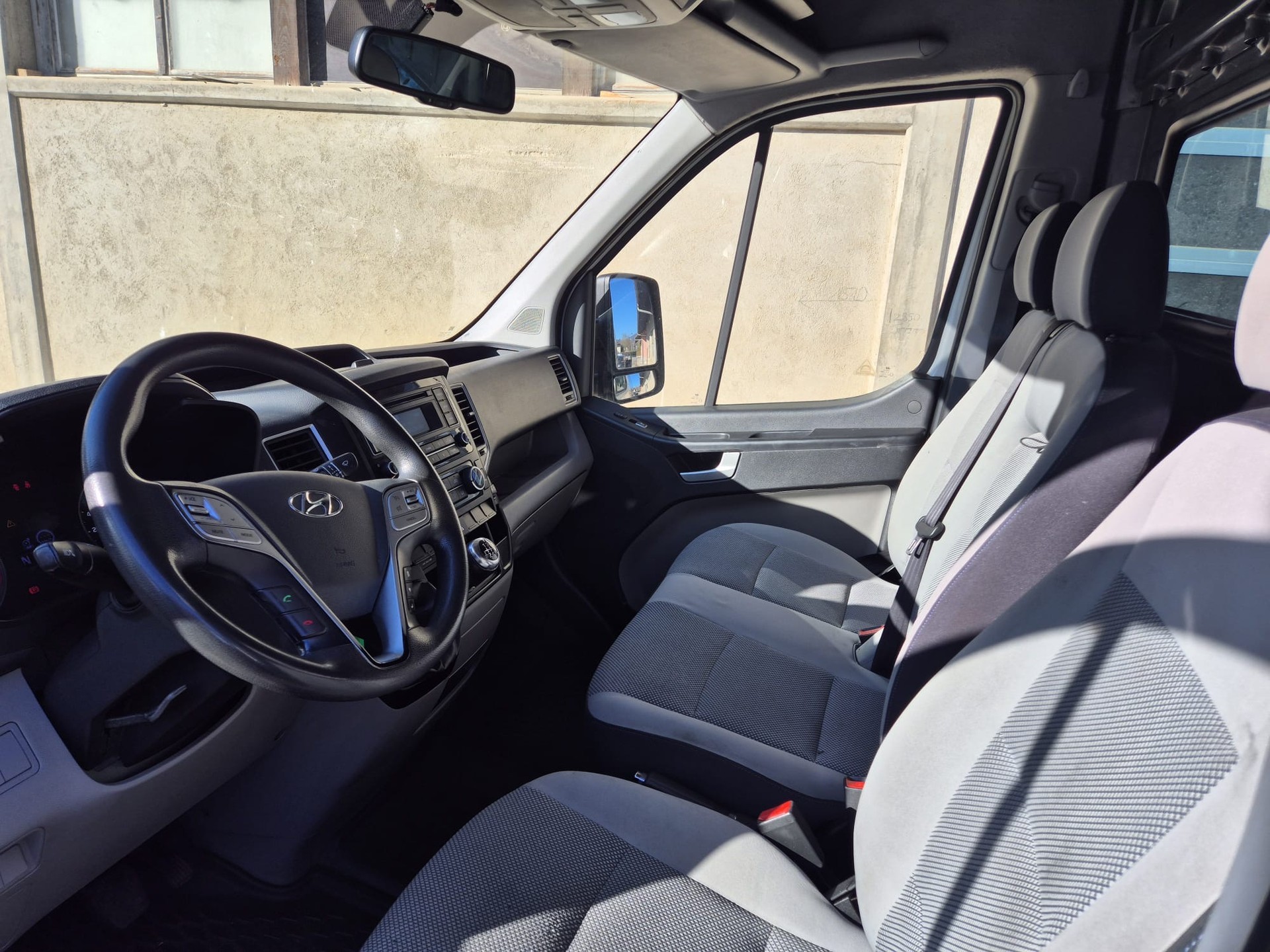 HYUNDAI H350 2.5 CRDi Origo L1-image-4