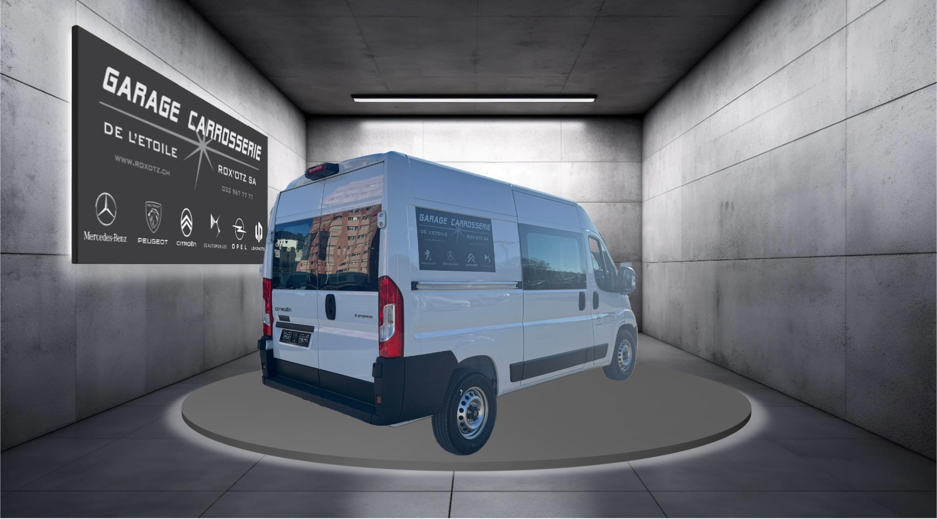 CITROEN Jumper 35 2.2 BlueHDi 180 L2H2 verglast EAT8-image-3