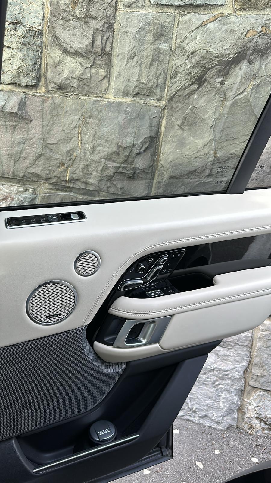 LAND ROVER Range Rover 5.0 V8 S/C AB Automatic-image-18