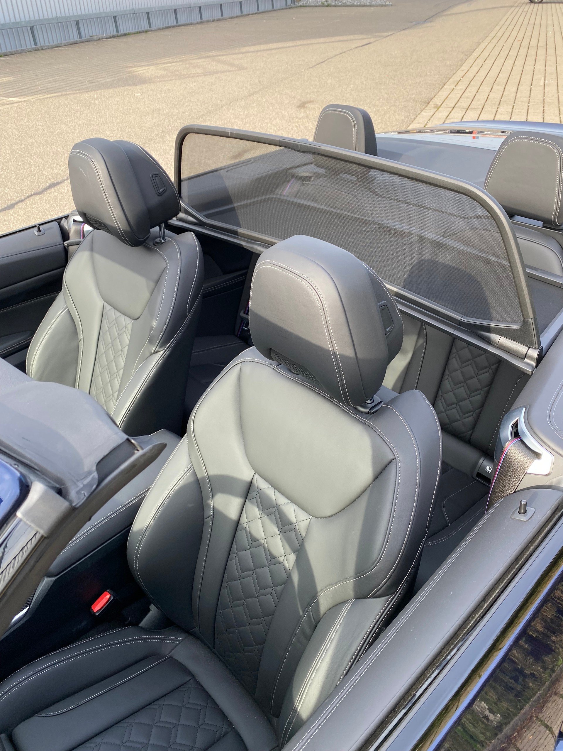 BMW M440i xDrive 48V Cabriolet Steptronic-image-4