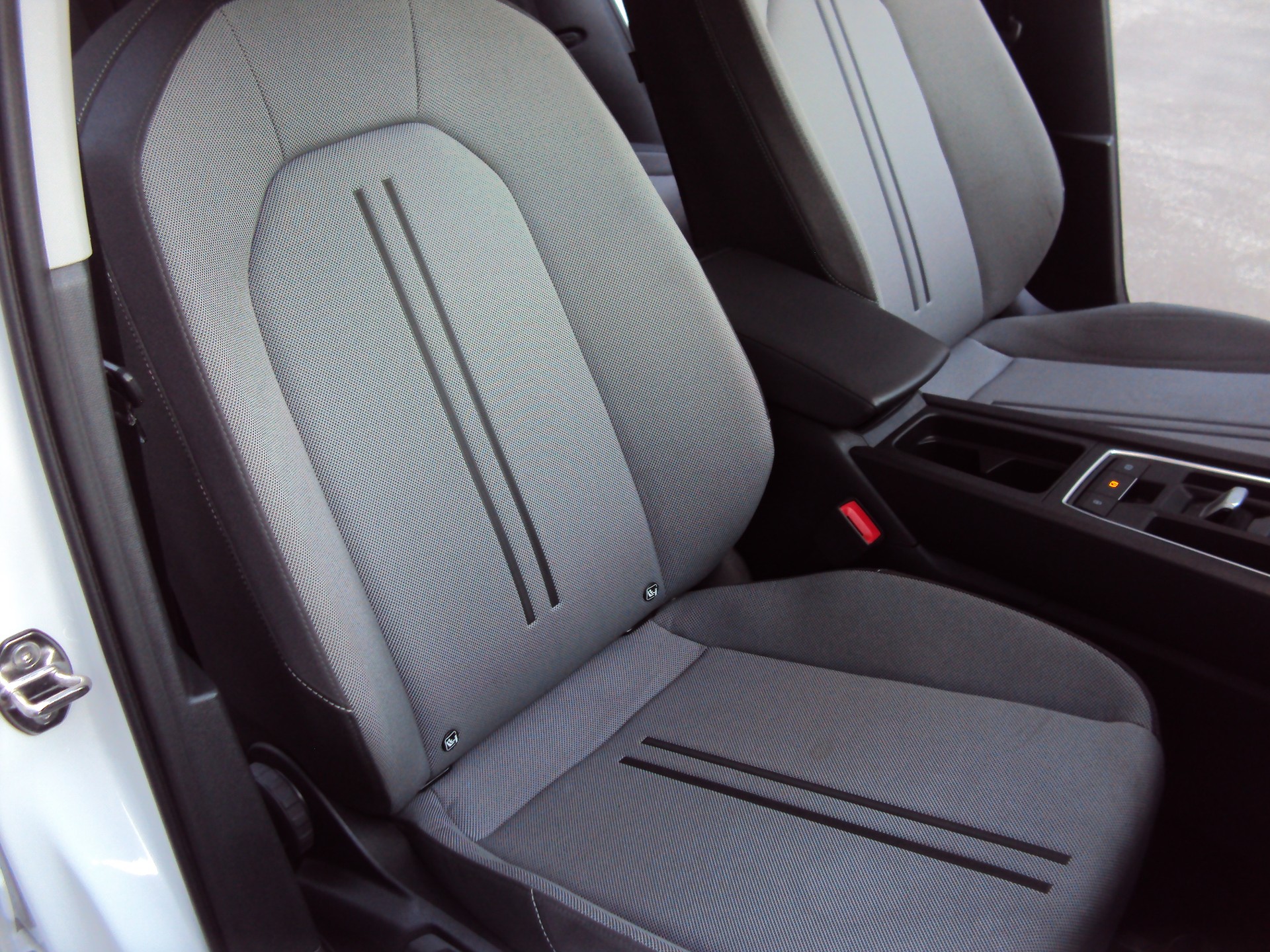 SEAT Leon 1.5 TGI DSG Style-image-14