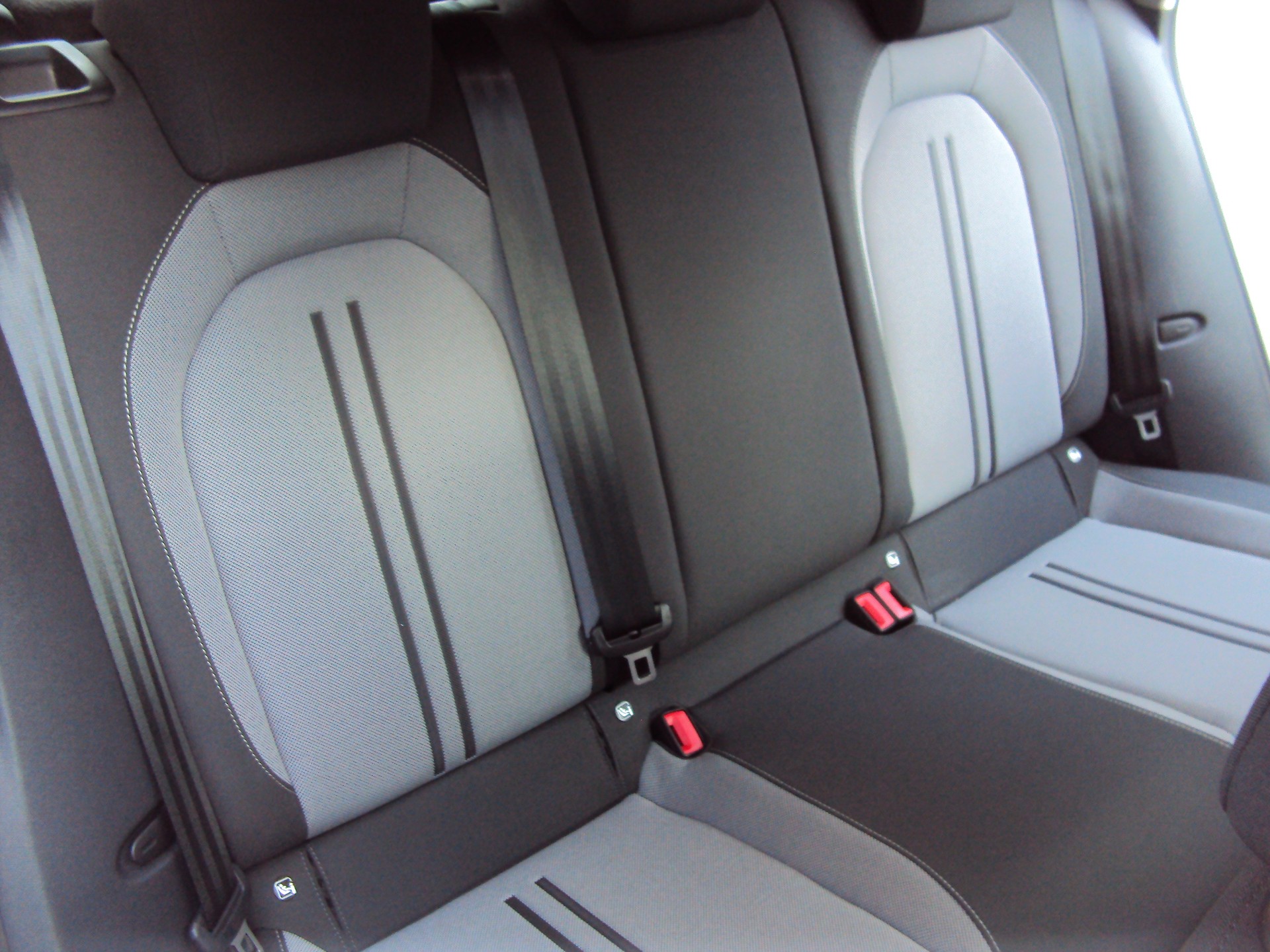 SEAT Leon 1.5 TGI DSG Style-image-15