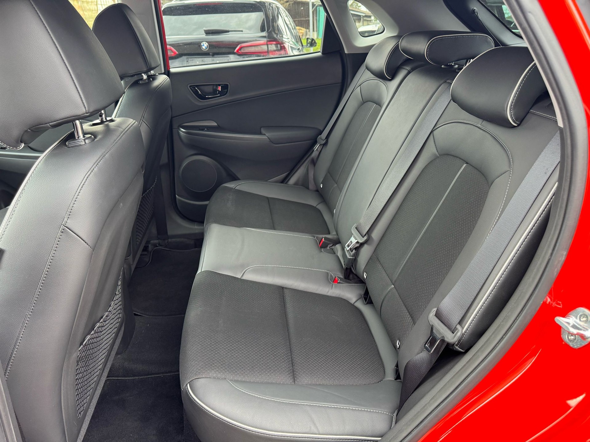 HYUNDAI Kona 1.6 GDi HEV Amplia DCT-image-10