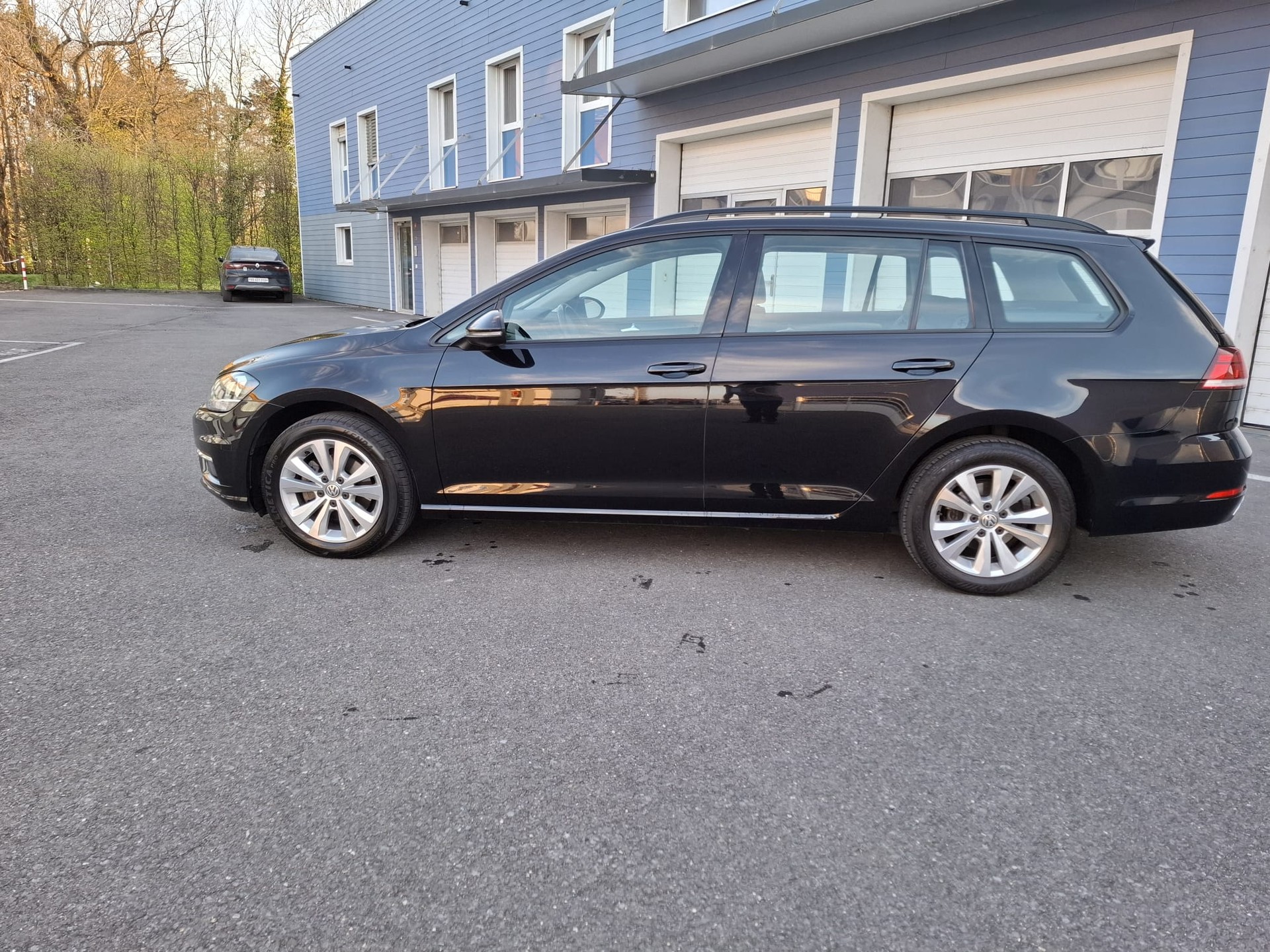 VW Golf Variant 1.4 TSI Comfortline DSG-image-6