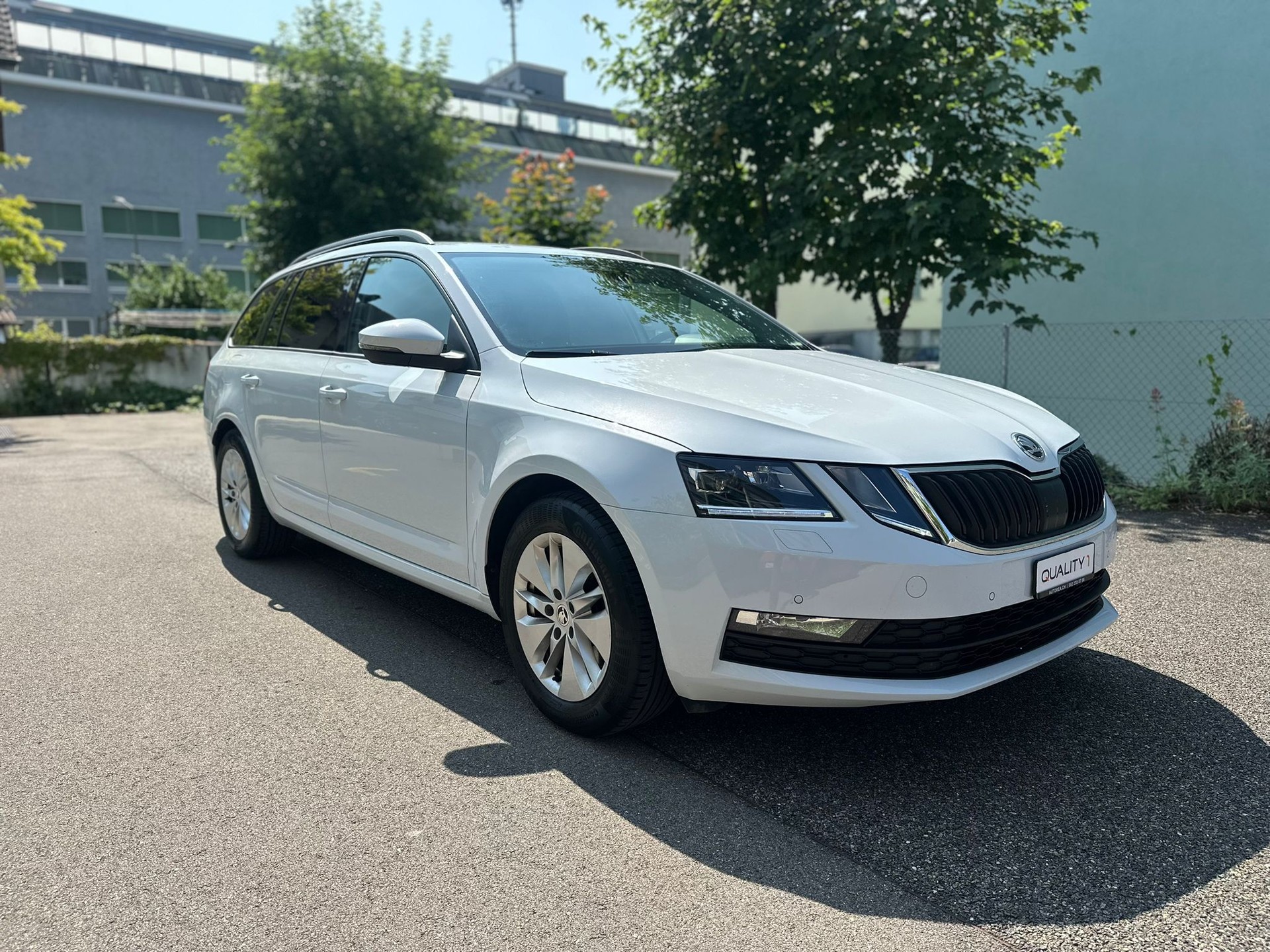 SKODA Octavia Combi 2.0 TDI Ambition 4x4 DSG