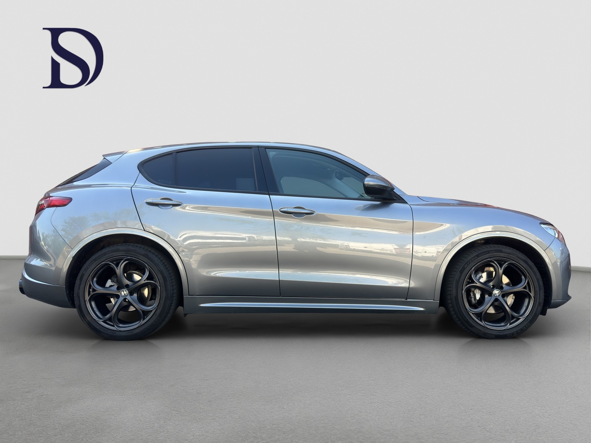 ALFA ROMEO Stelvio 2.2 JTDM Automatic-image-3