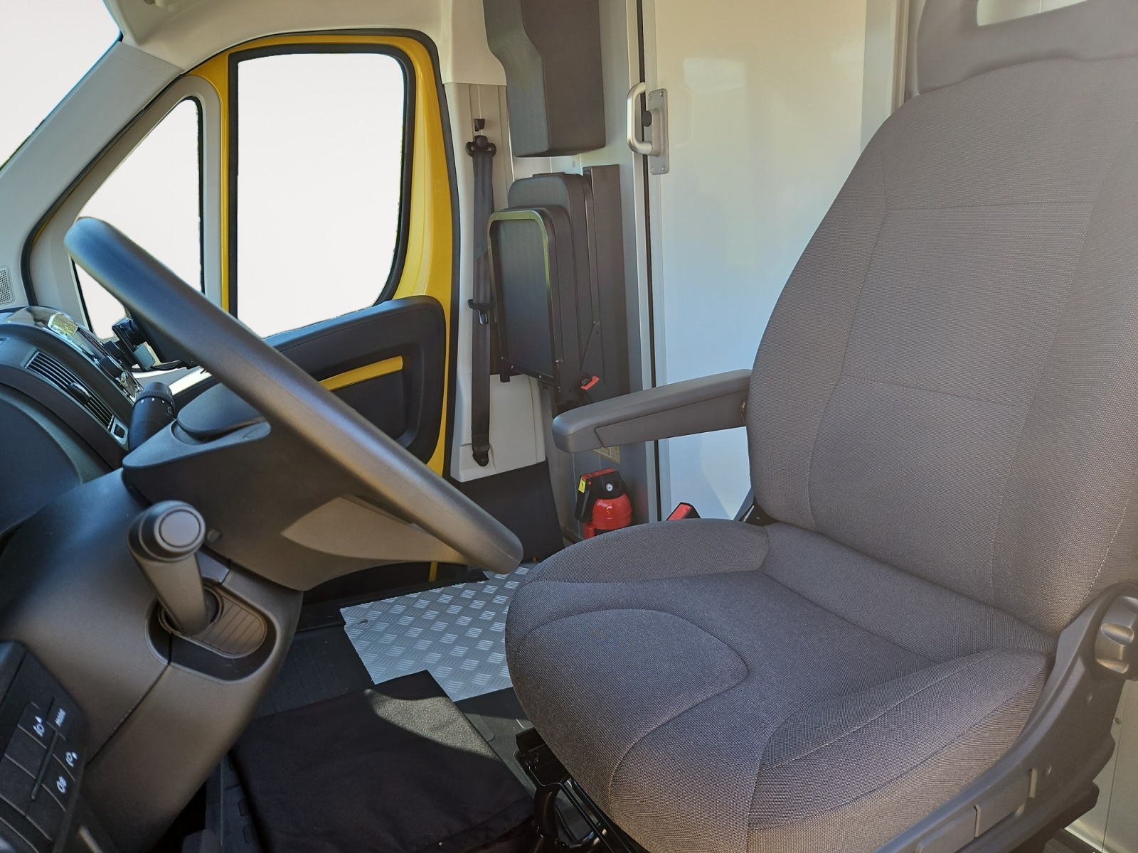 FIAT E-Ducato 35 79kWh L4H3-image-11