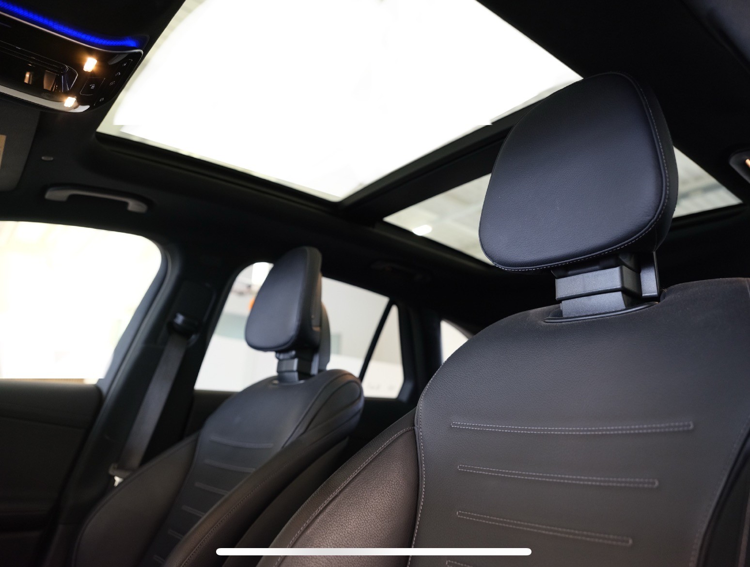 MERCEDES-BENZ GLC 300 e 4Matic 9G-Tronic-image-8