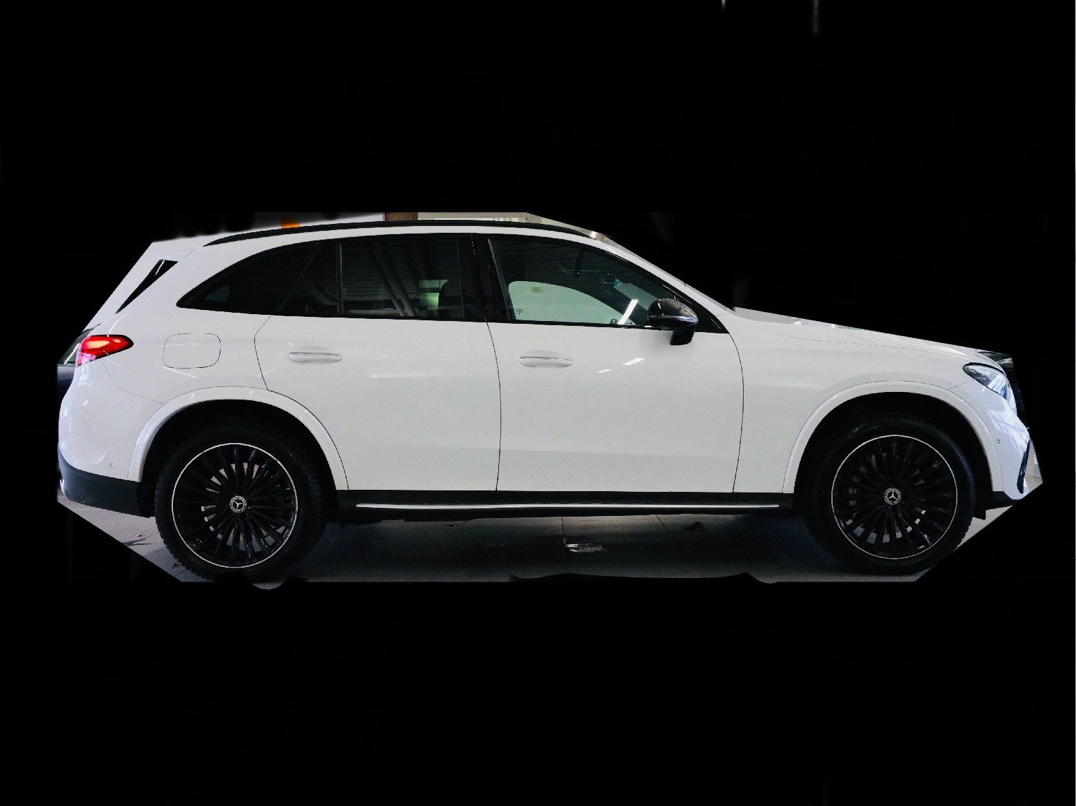 MERCEDES-BENZ GLC 300 e 4Matic 9G-Tronic-image-4