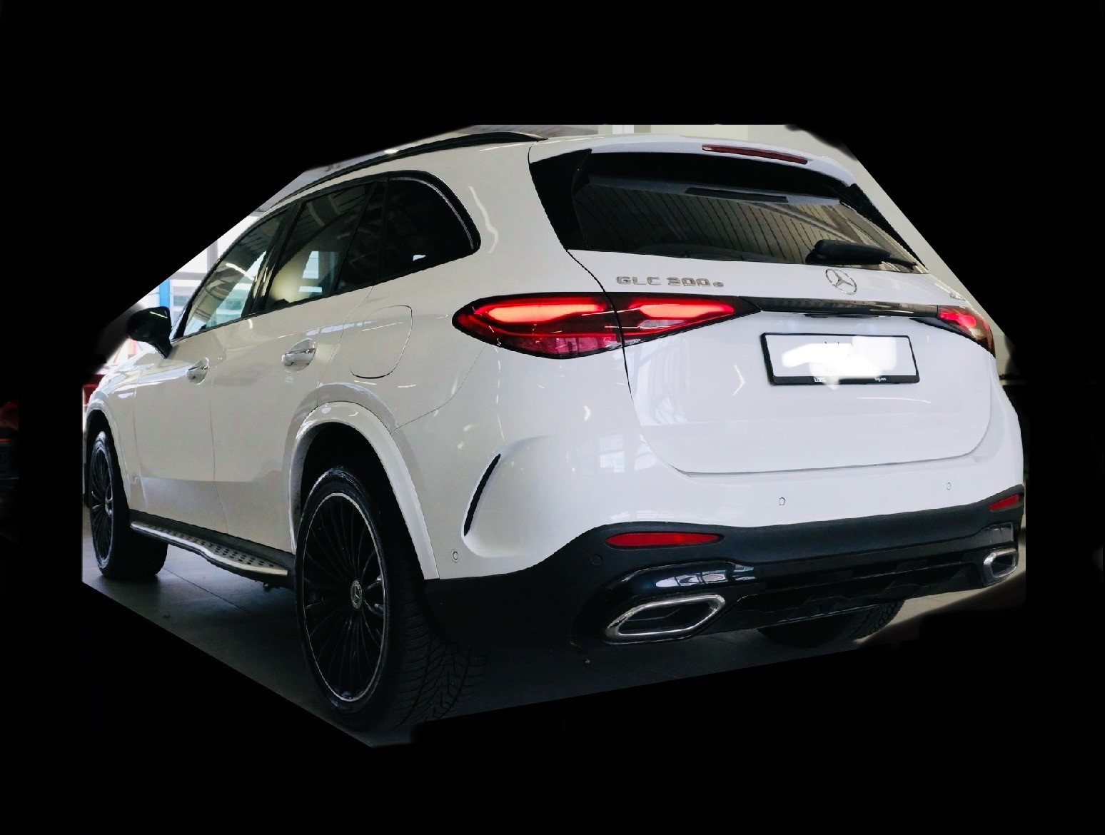 MERCEDES-BENZ GLC 300 e 4Matic 9G-Tronic-image-1