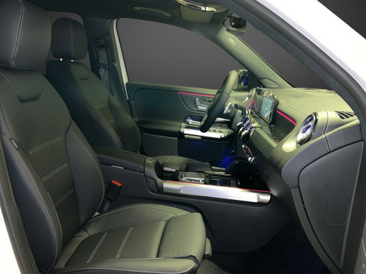 MERCEDES-BENZ EQB 350 AMG Line 4Matic-image-7