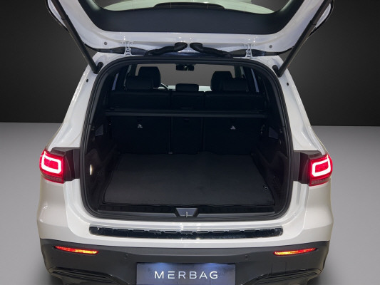 MERCEDES-BENZ EQB 350 AMG Line 4Matic-image-10