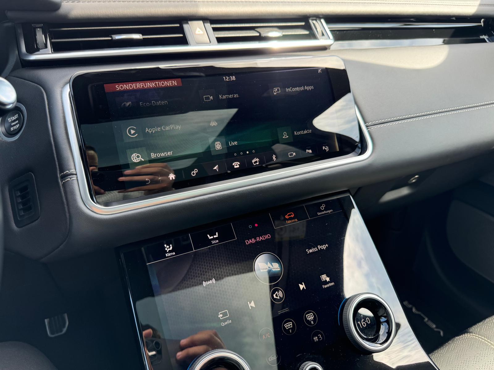 LAND ROVER Range Rover Velar Black R-Dynamic Edition 240 HSE Automatic-image-22