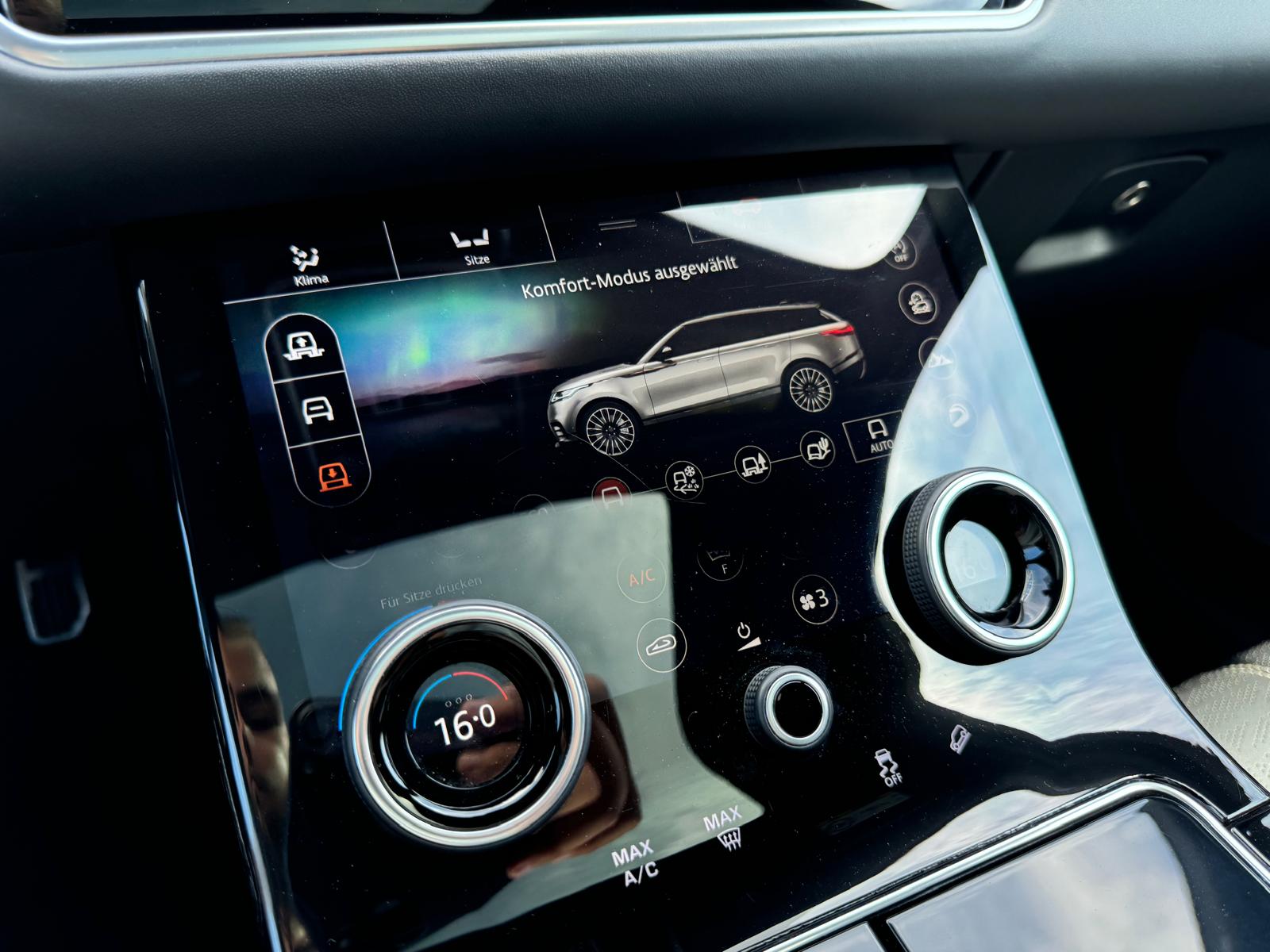 LAND ROVER Range Rover Velar Black R-Dynamic Edition 240 HSE Automatic-image-26