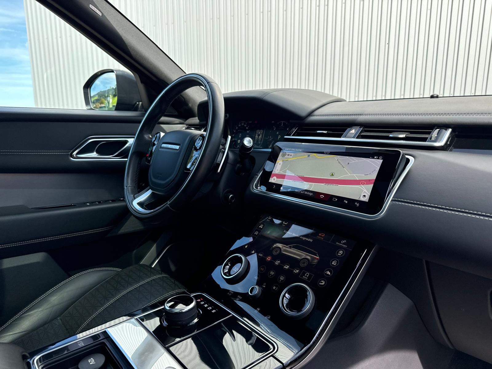 LAND ROVER Range Rover Velar Black R-Dynamic Edition 240 HSE Automatic-image-11