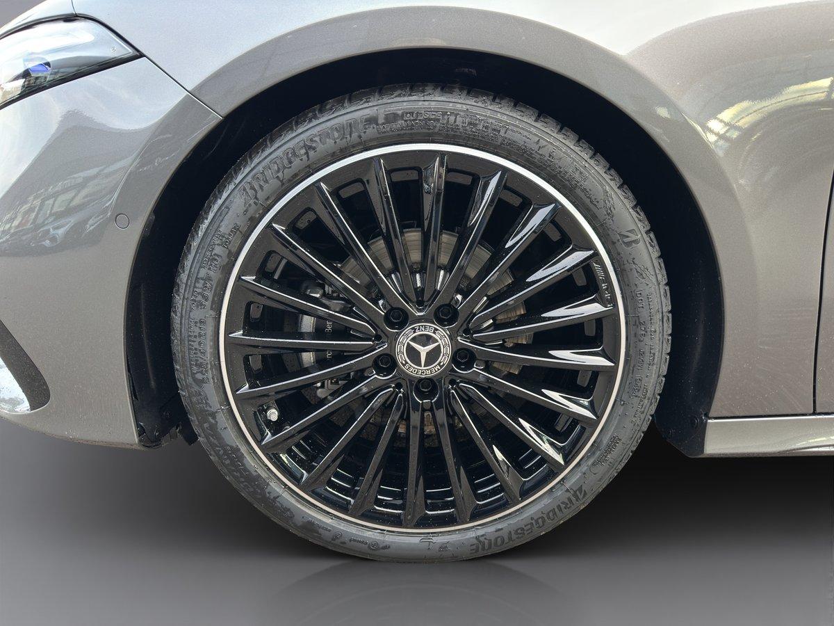 MERCEDES-BENZ A 180 AMG Line-image-5