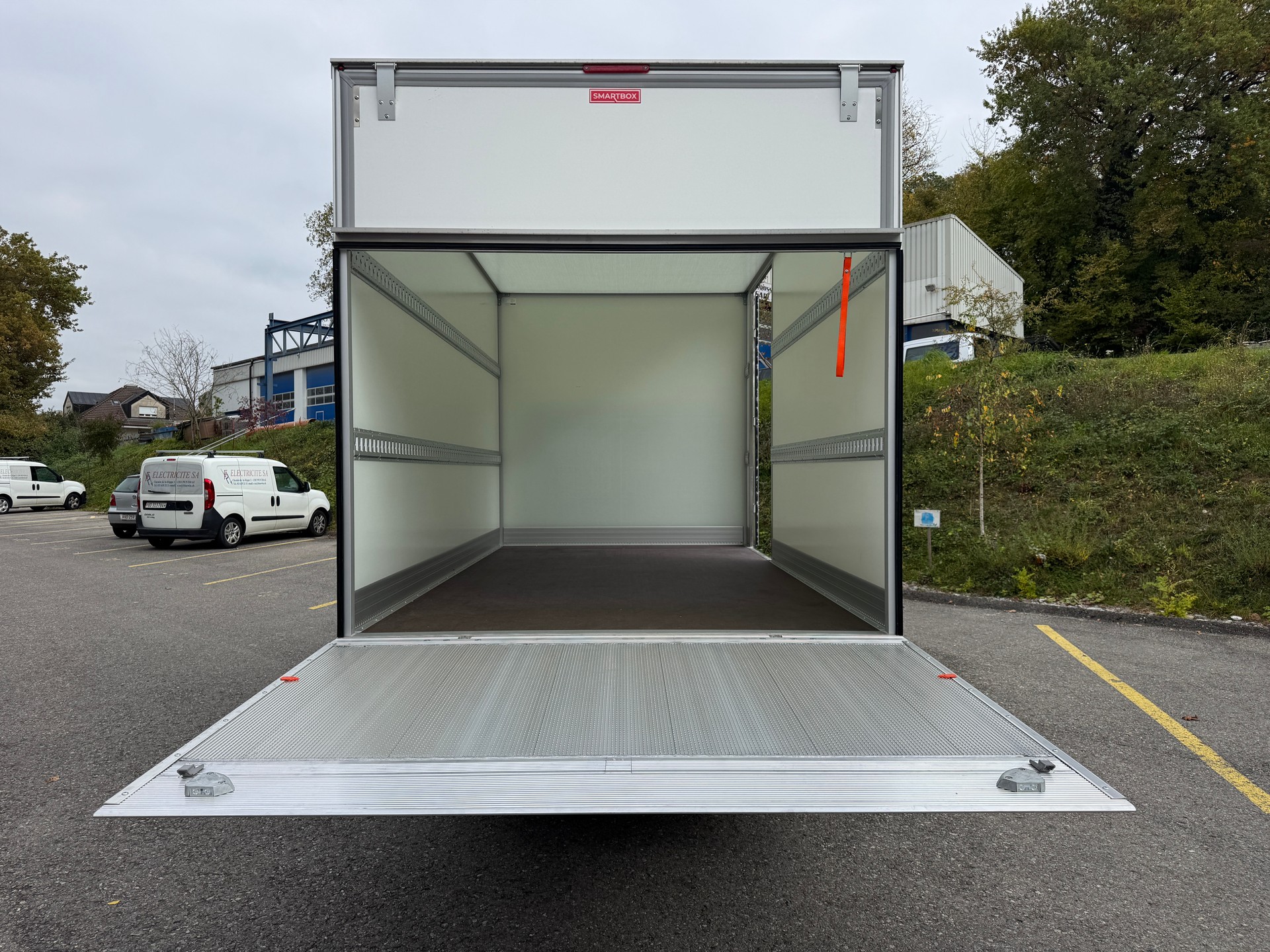 RENAULT Master T35 Blue dCi165 L3H1-image-10