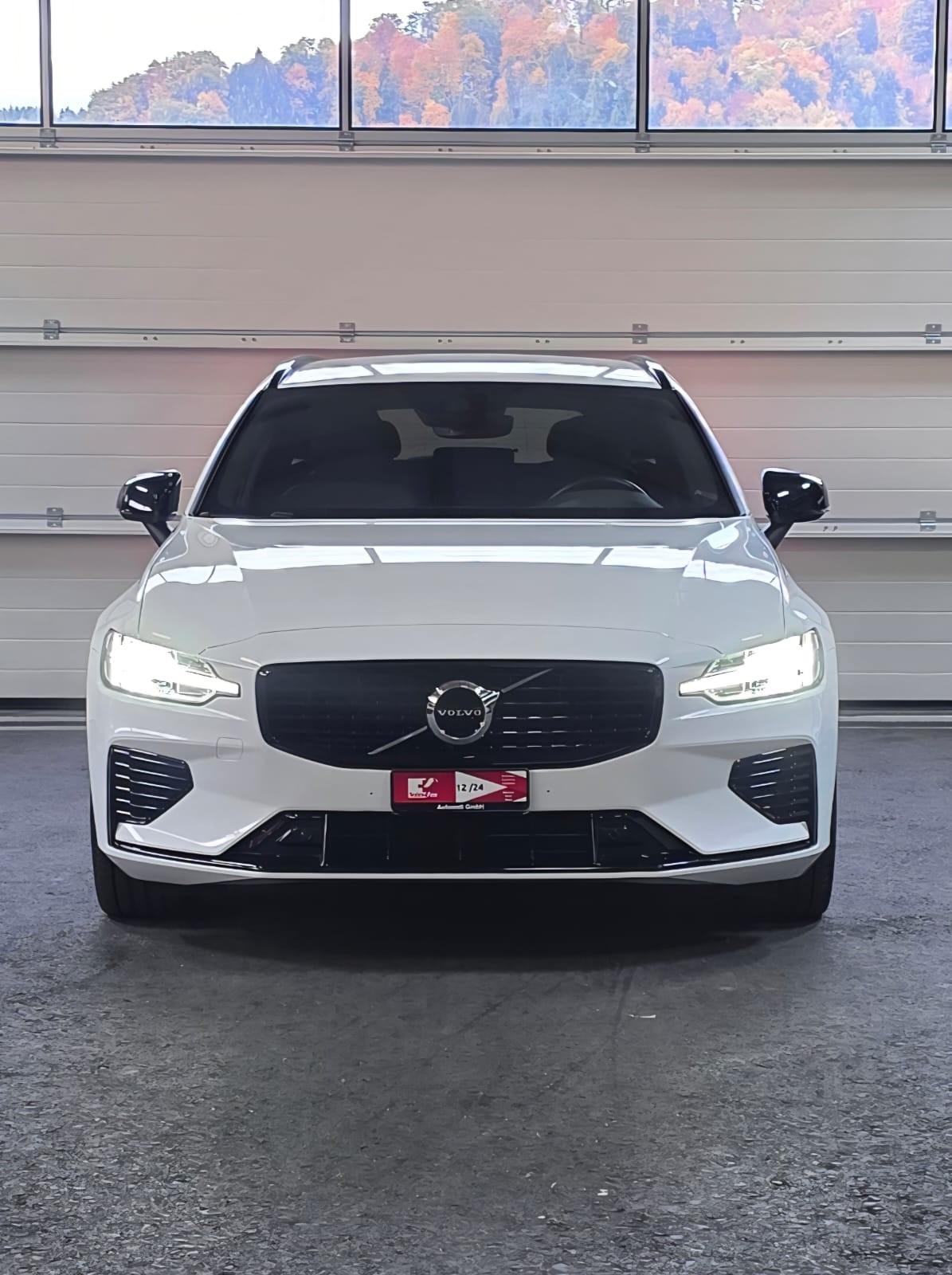 VOLVO V60 T8 eAWD Plug in Hybrid Plus Dark Geartronic MIT *AHK* *MFK:16.09.25*-image-7