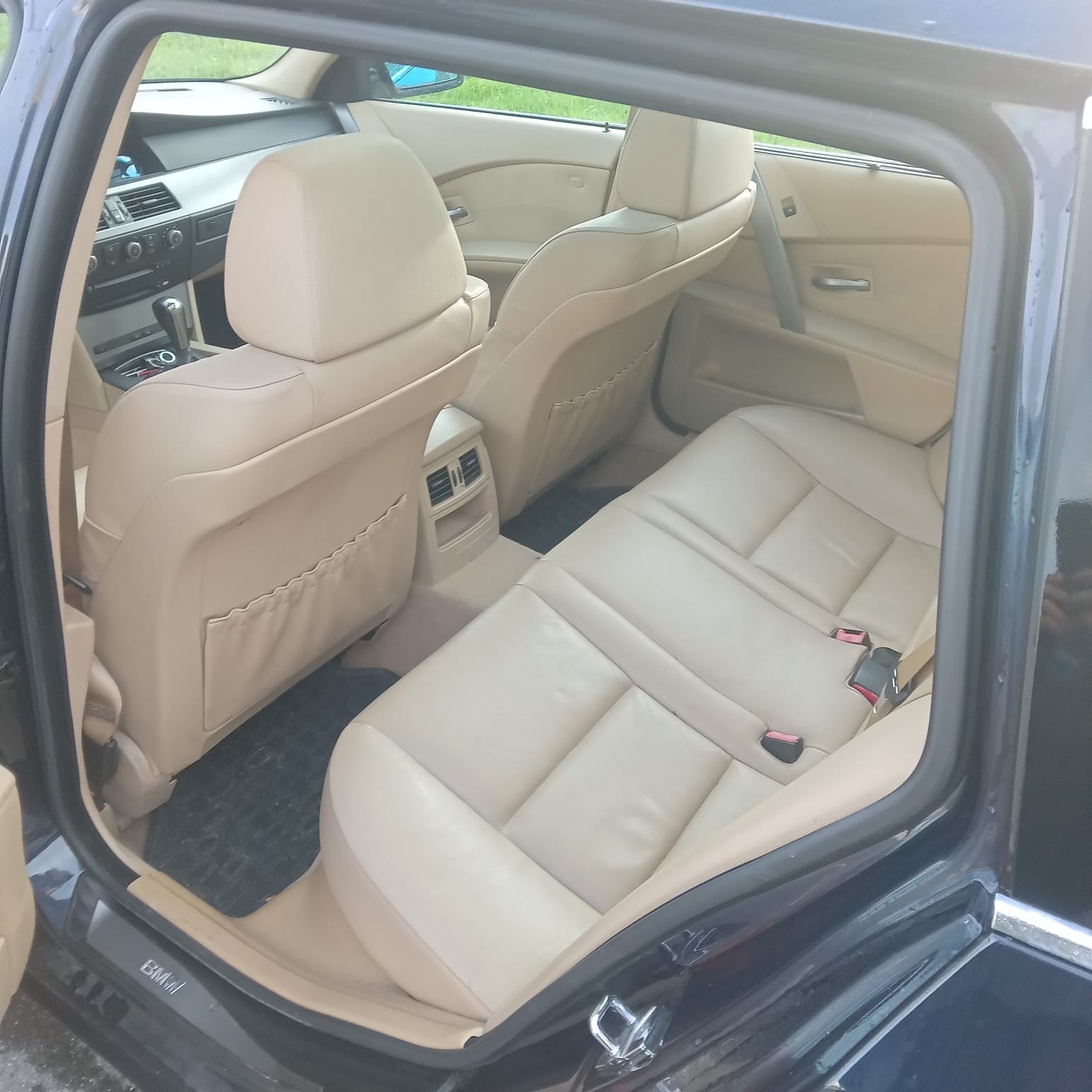 BMW 530d Touring-image-4