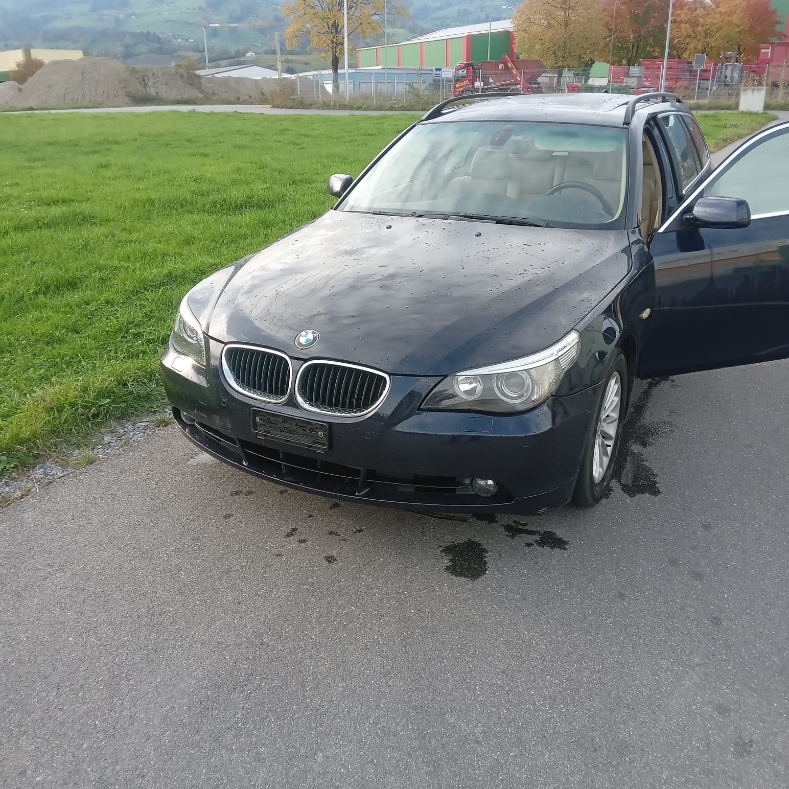 BMW 530d Touring-image-0