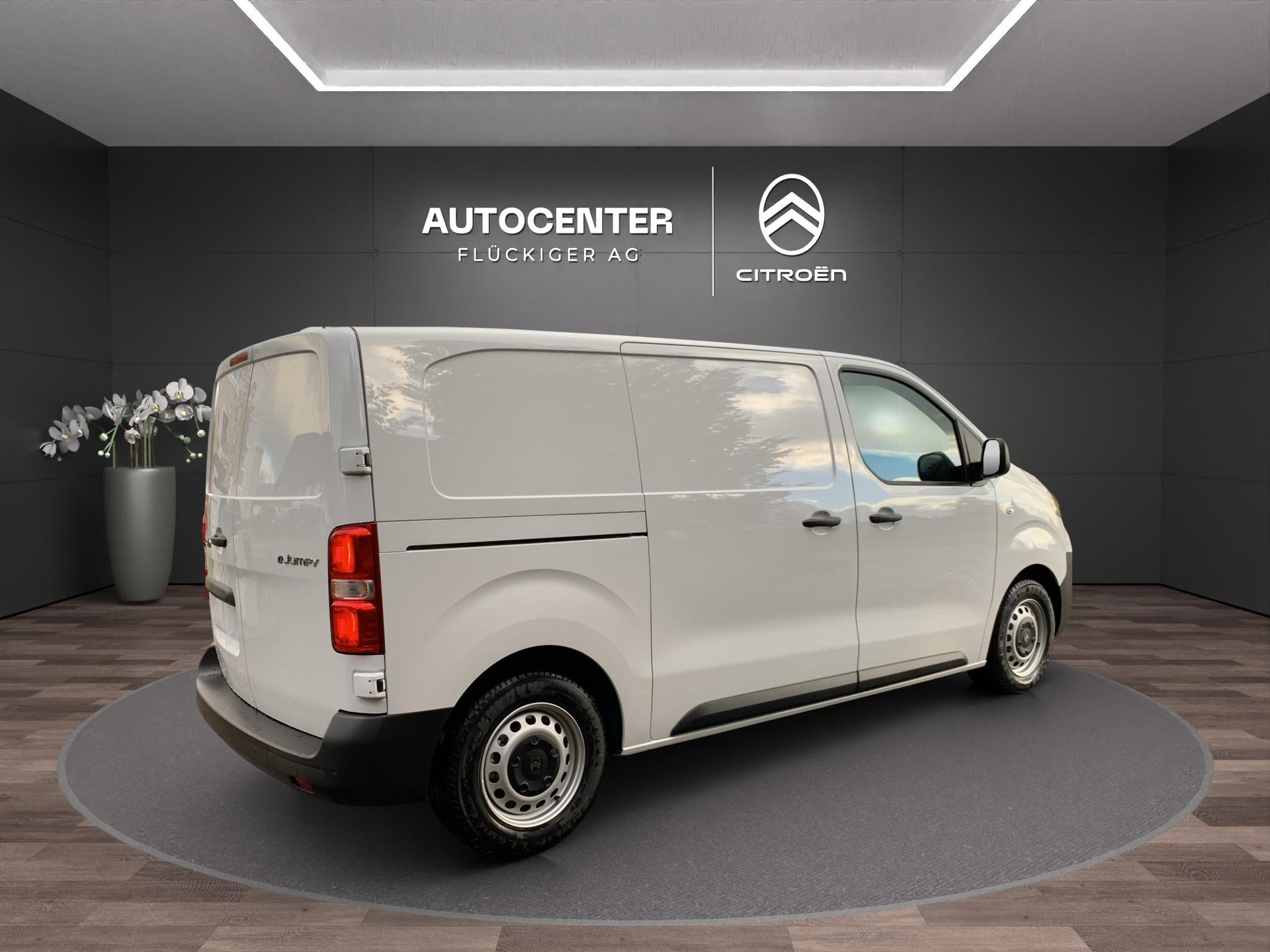 CITROEN ë-Jumpy Kaw. M 75 kWh-image-11