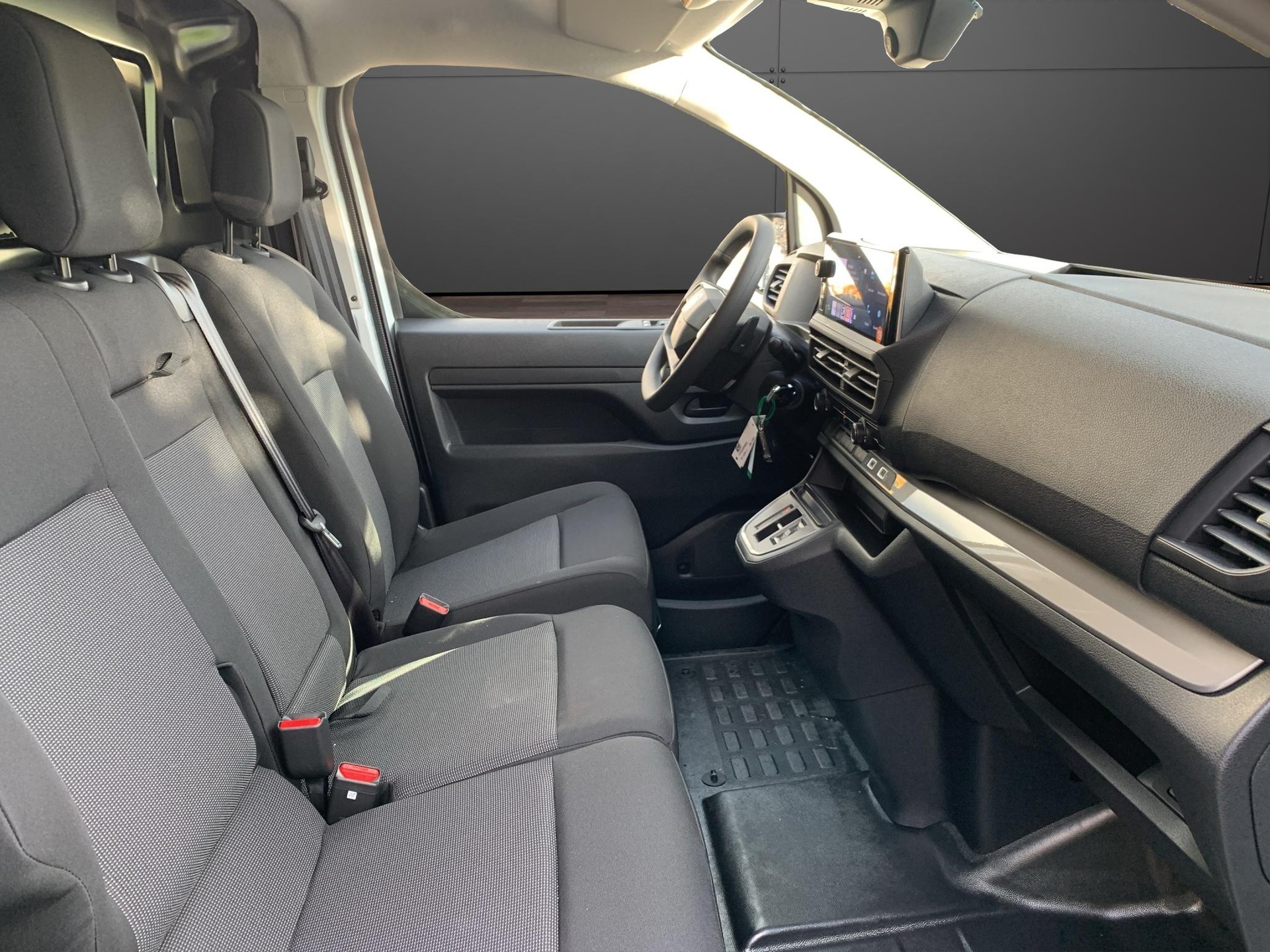 CITROEN ë-Jumpy Kaw. M 75 kWh-image-10