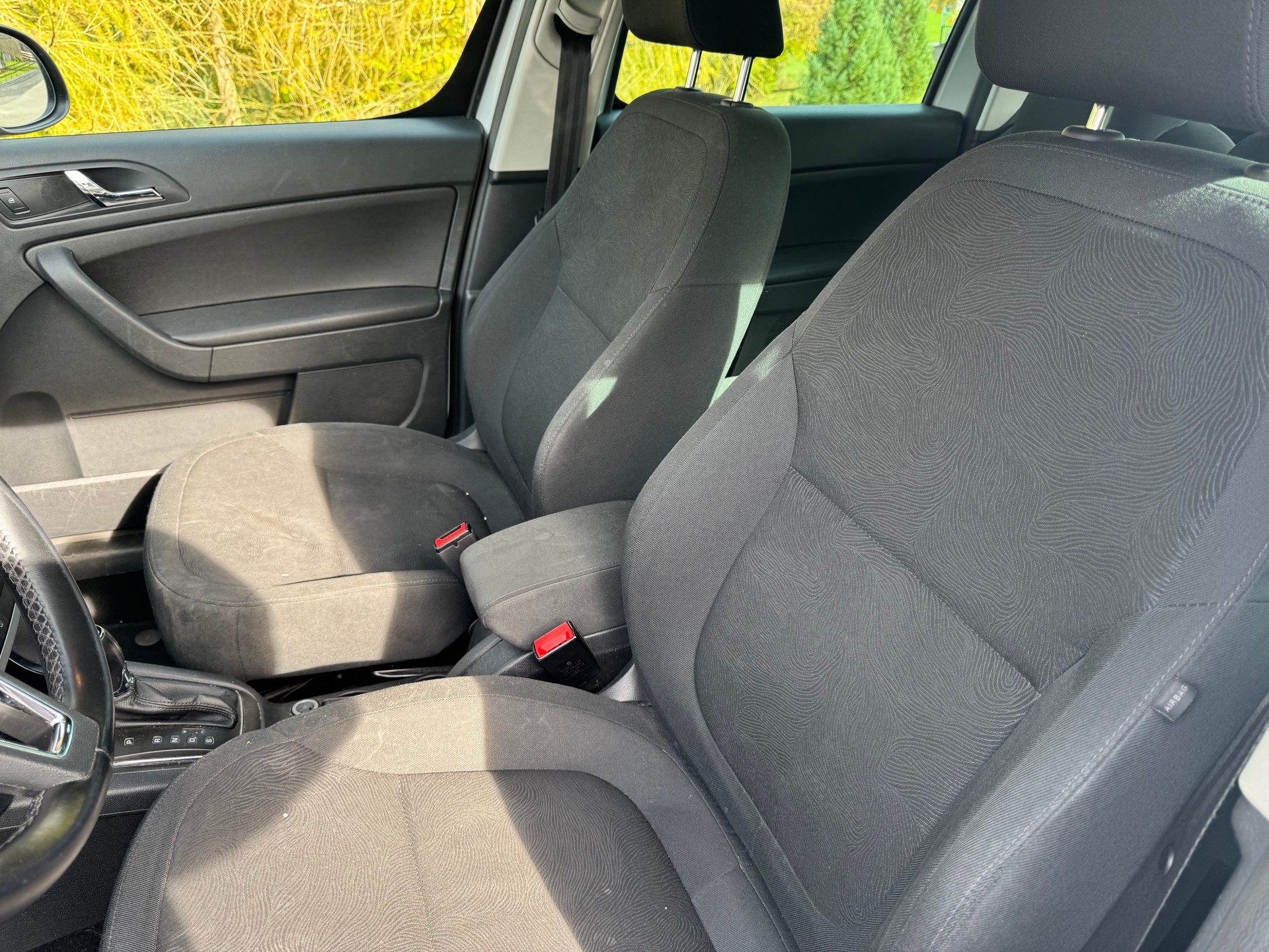 SKODA Yeti 2.0 TDI Active Outdoor 4x4 DSG-image-4