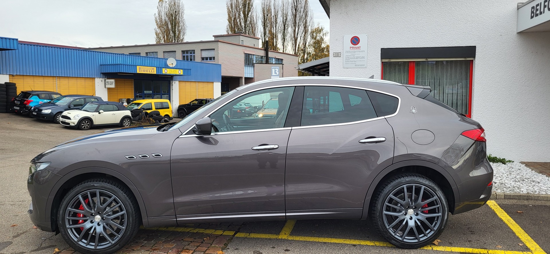 MASERATI Levante S 3.0 V6 Automatica-image-3