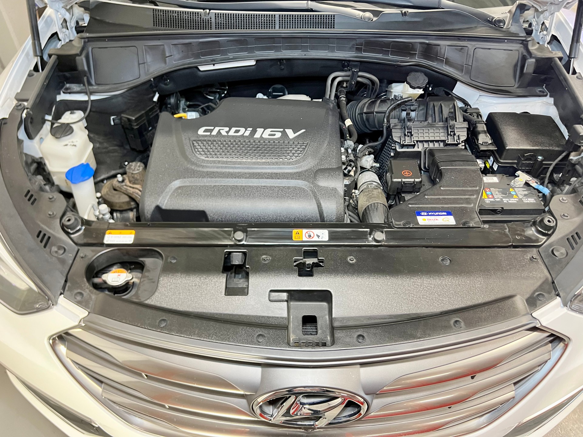 HYUNDAI Santa Fe 2.2 CRDI Vertex 4WD Automatic-image-3