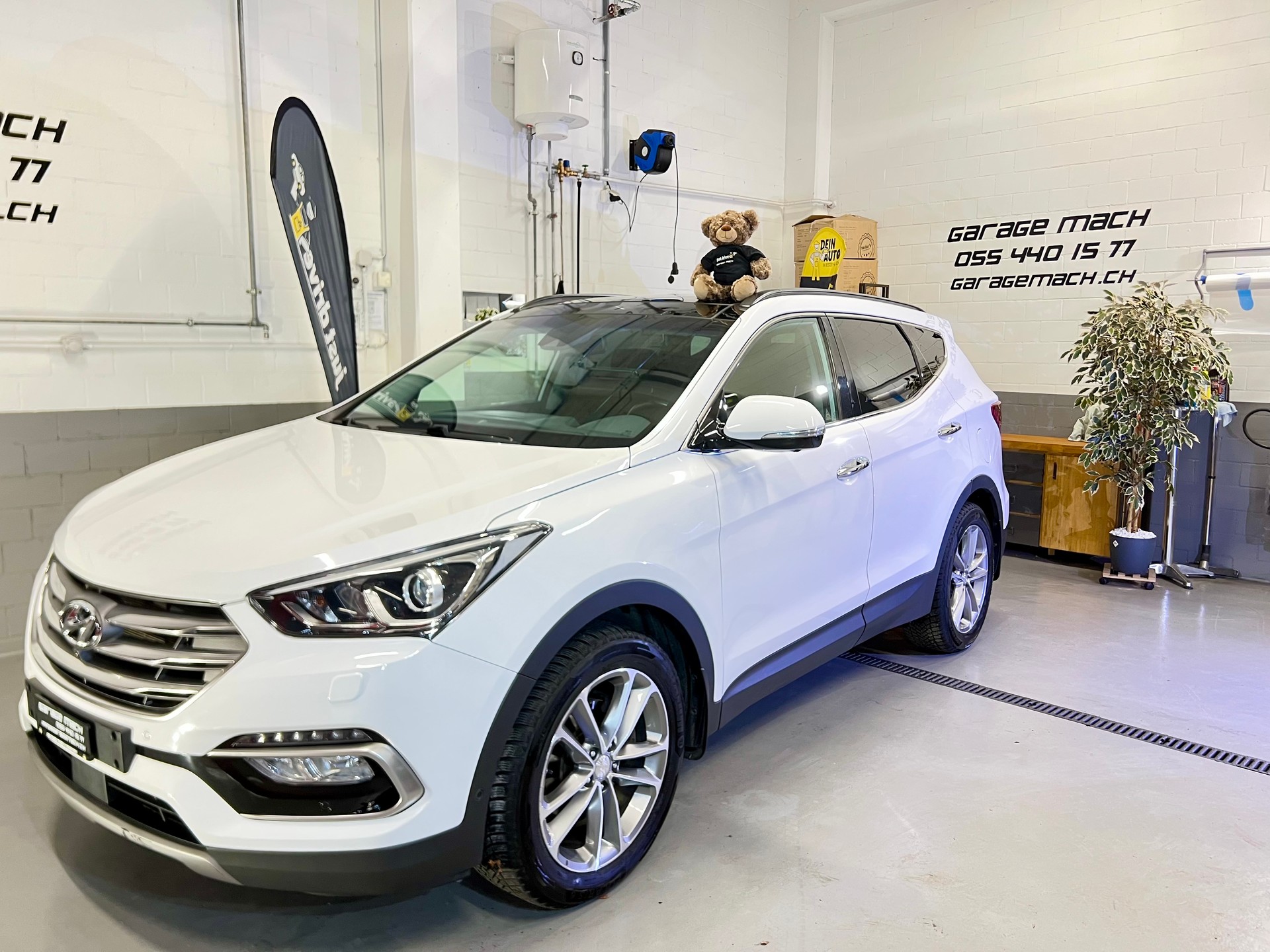 HYUNDAI Santa Fe 2.2 CRDI Vertex 4WD Automatic-image-0