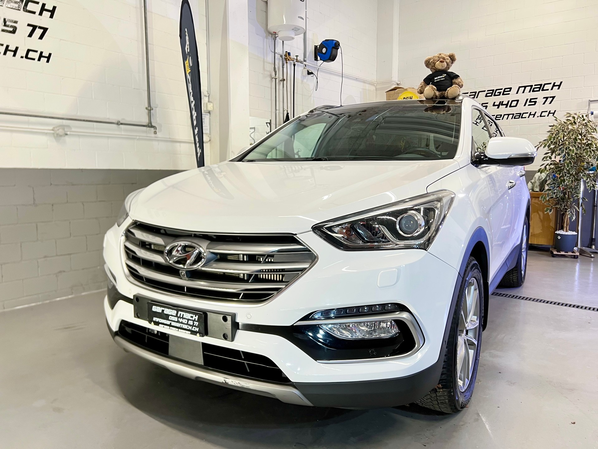 HYUNDAI Santa Fe 2.2 CRDI Vertex 4WD Automatic-image-1