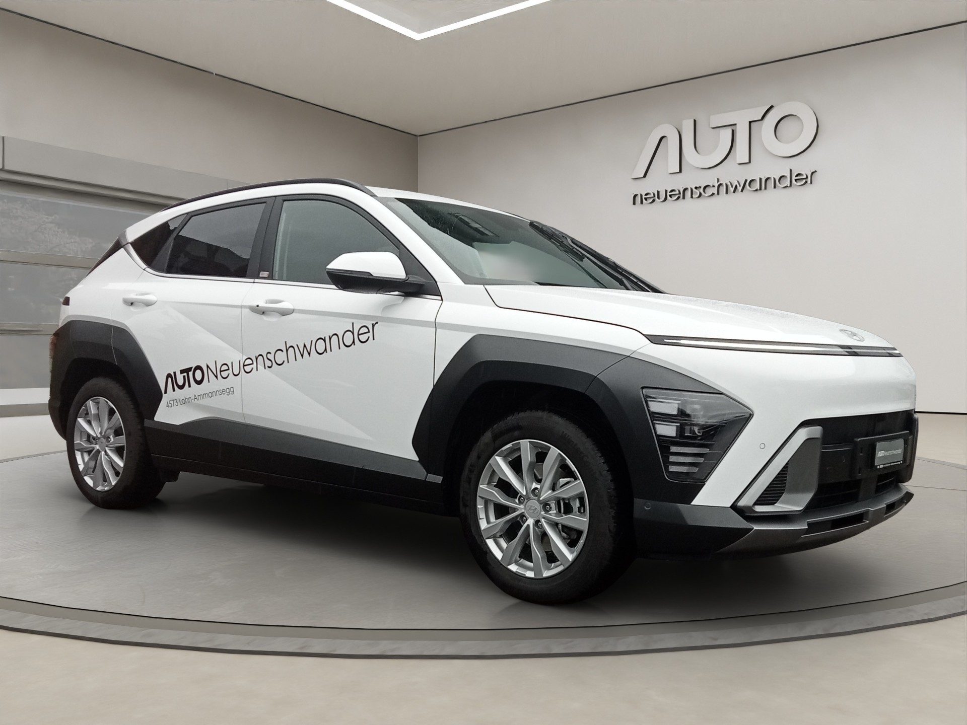 HYUNDAI Kona 1.6 GDi HEV Amplia DCT-showroom-element-2