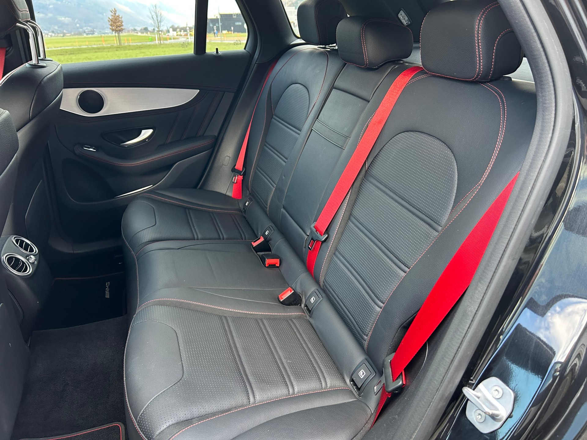 MERCEDES-BENZ GLC 43 AMG 4Matic 9G-Tronic-image-11