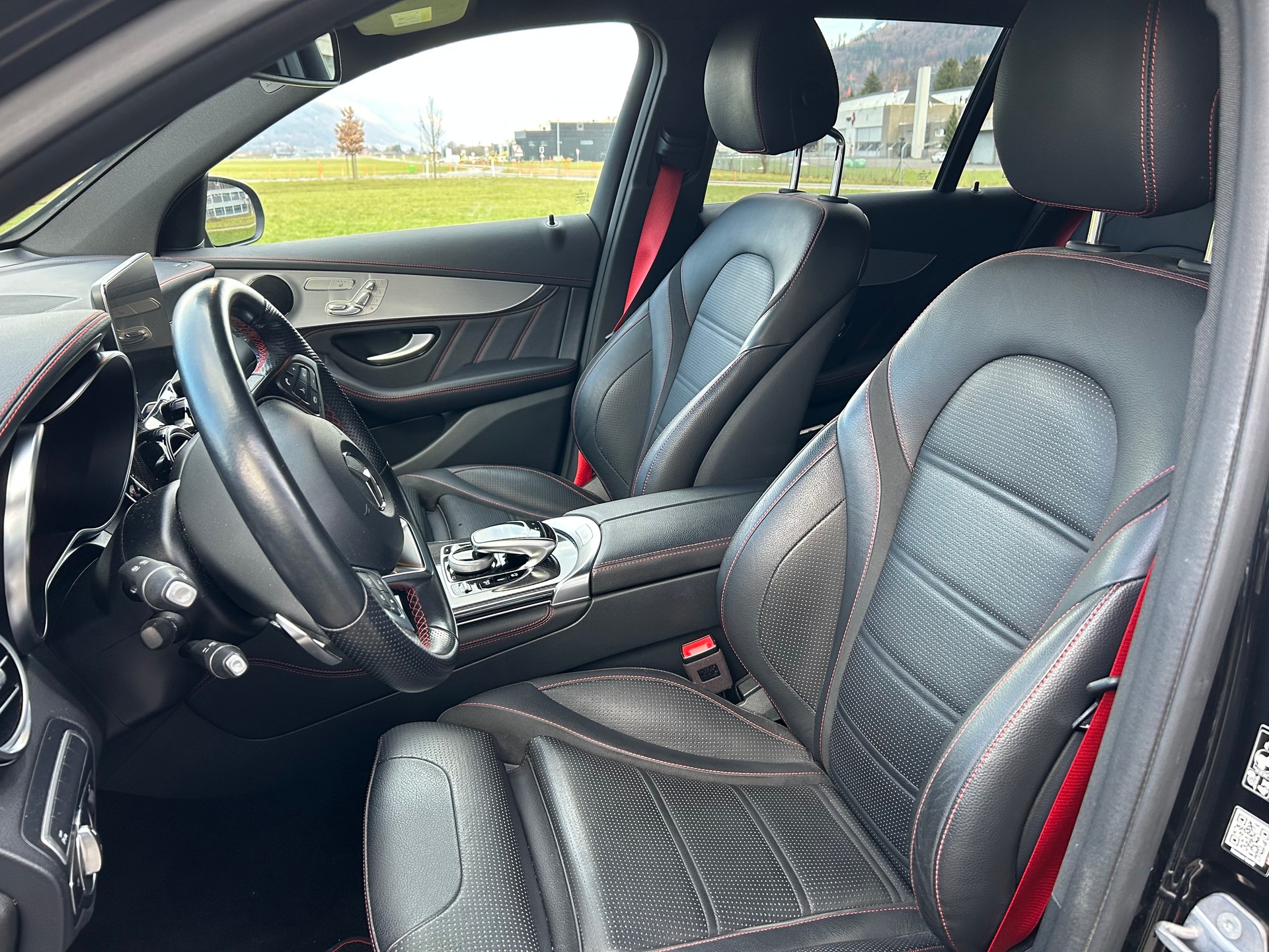 MERCEDES-BENZ GLC 43 AMG 4Matic 9G-Tronic-image-10