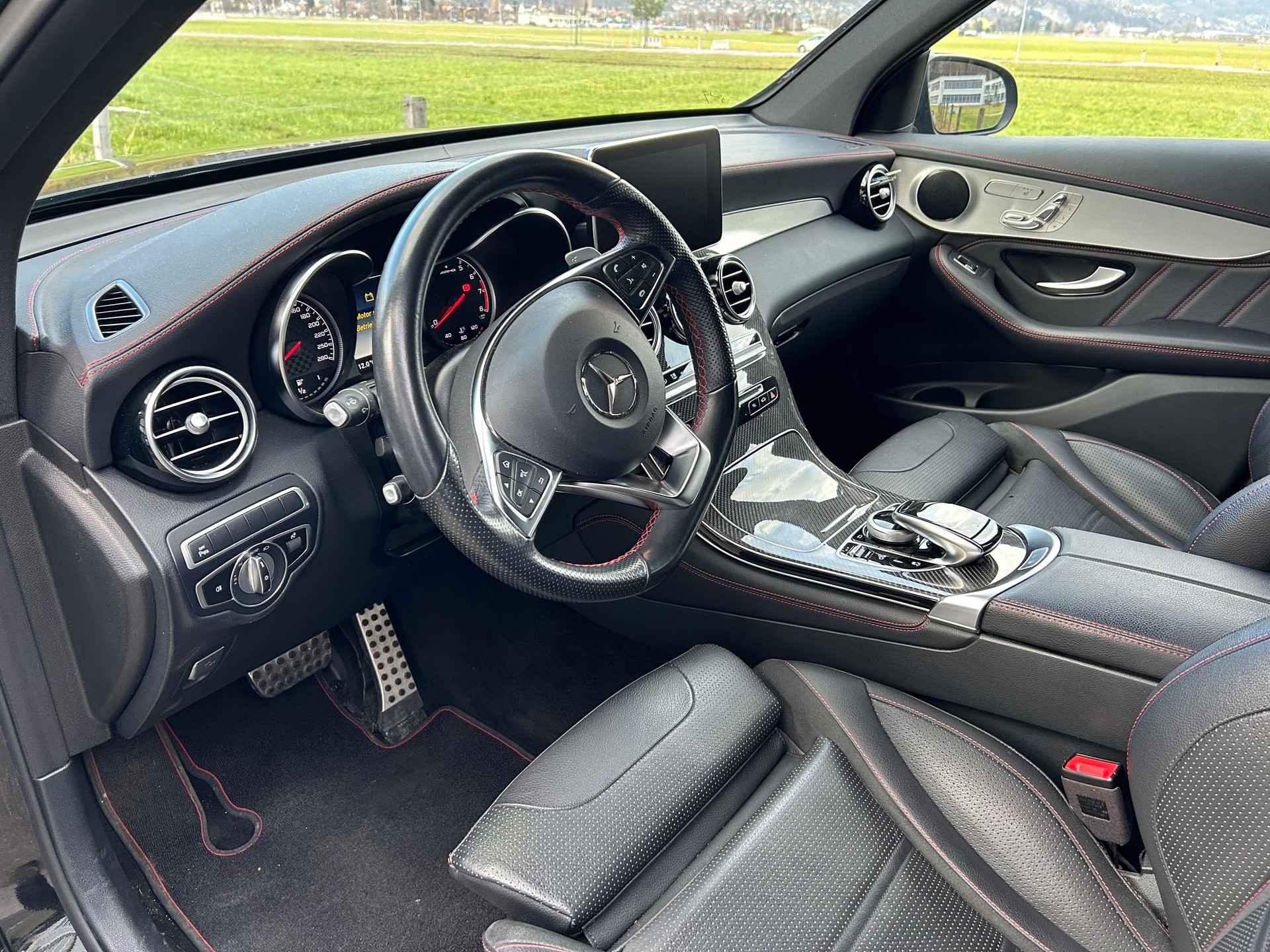 MERCEDES-BENZ GLC 43 AMG 4Matic 9G-Tronic-image-9