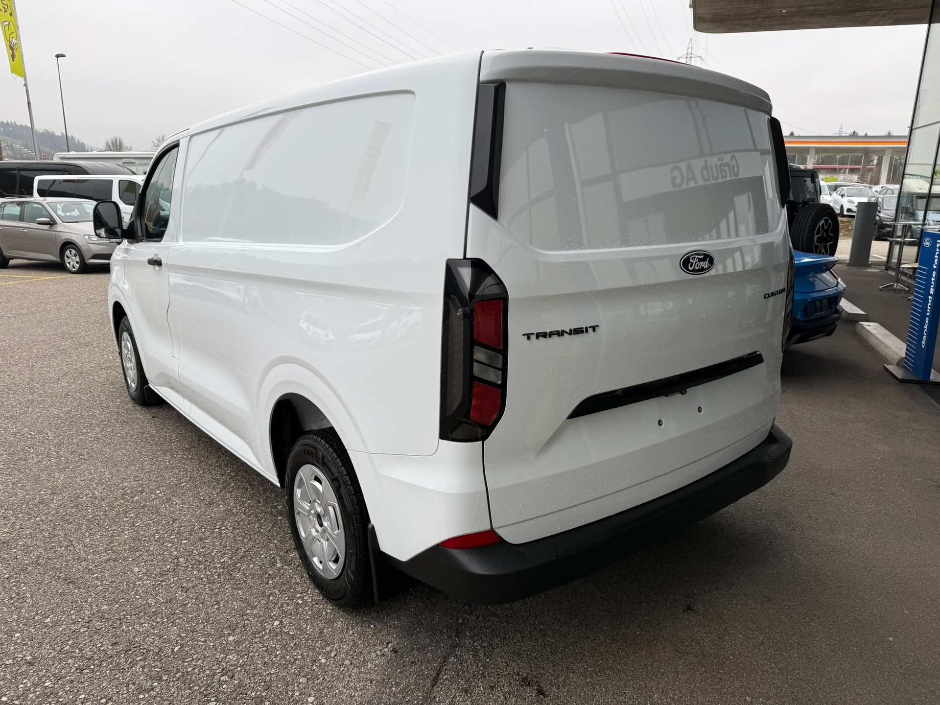 FORD Transit Custom Van 280 L1H1 Trend-image-4