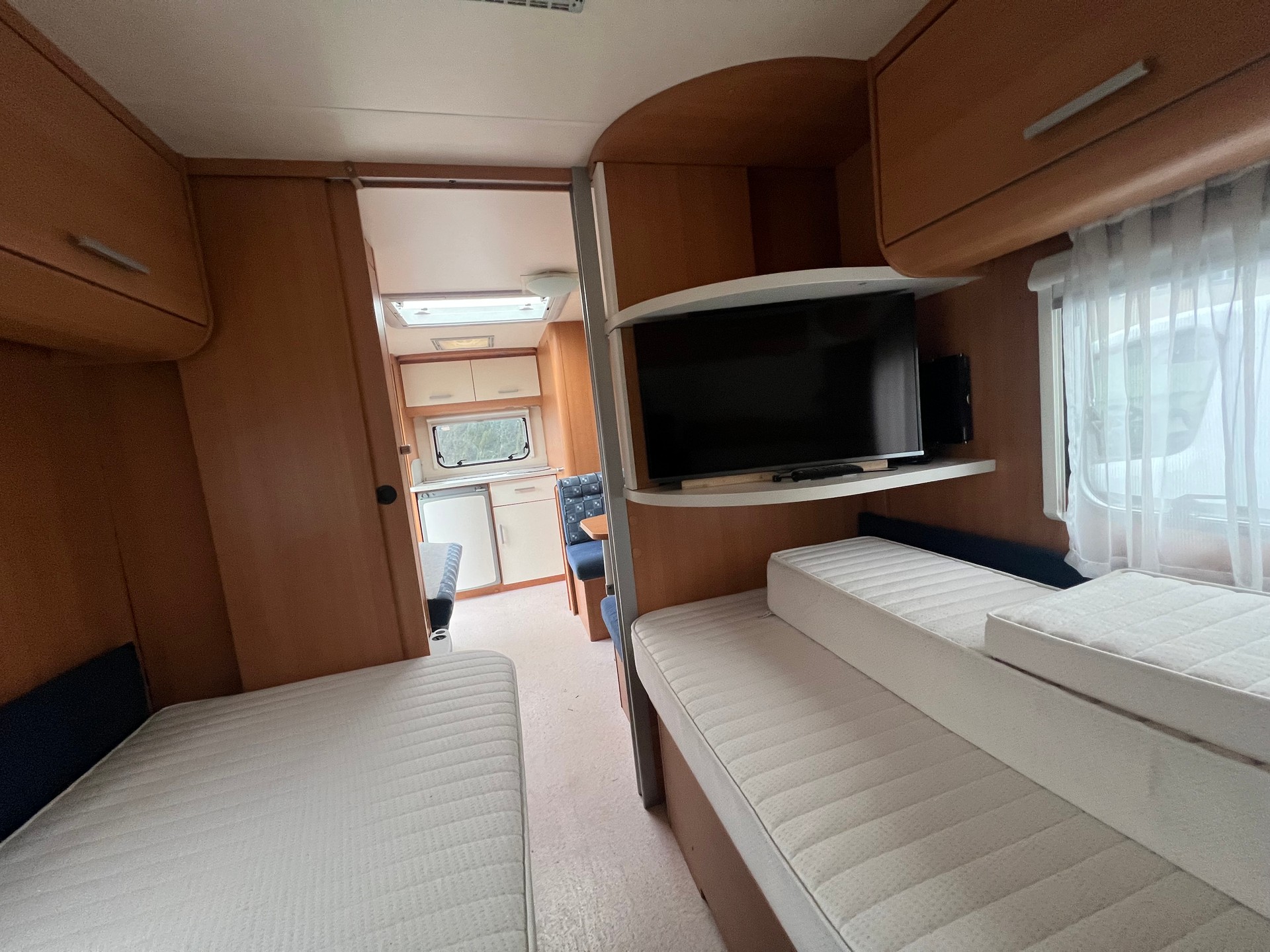KNAUS Eifelland 500, Holiday-image-3