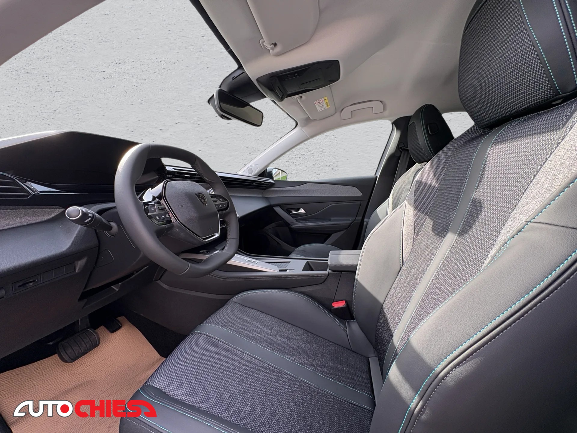 PEUGEOT 308 1.2 Hybrid Allure-image-10