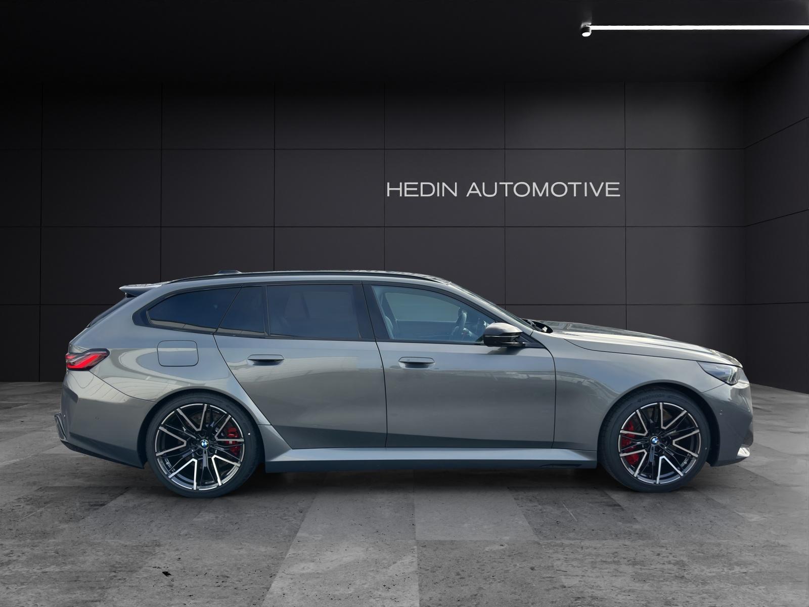 BMW M5 xDrive Touring-image-4