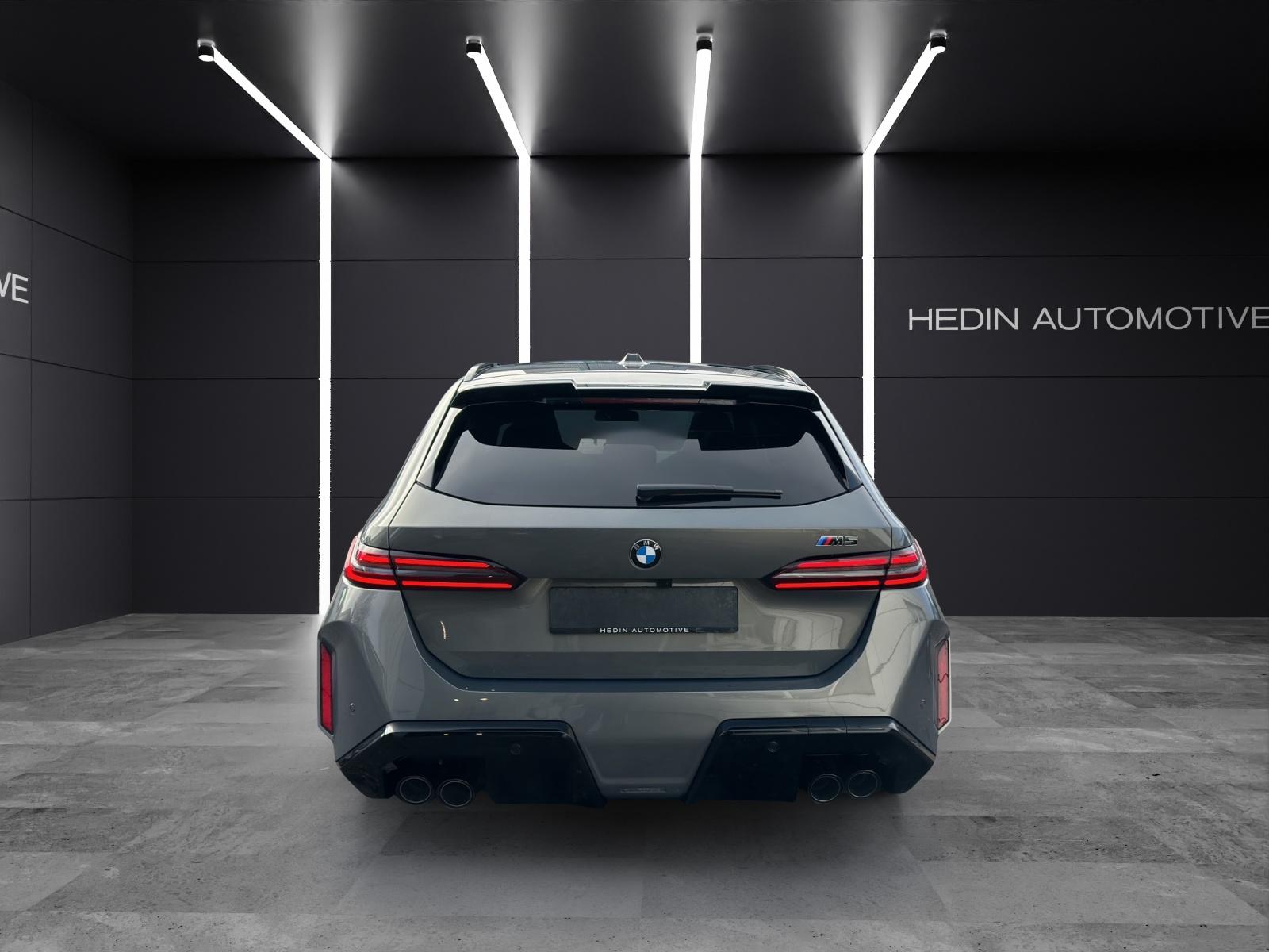 BMW M5 xDrive Touring-image-18