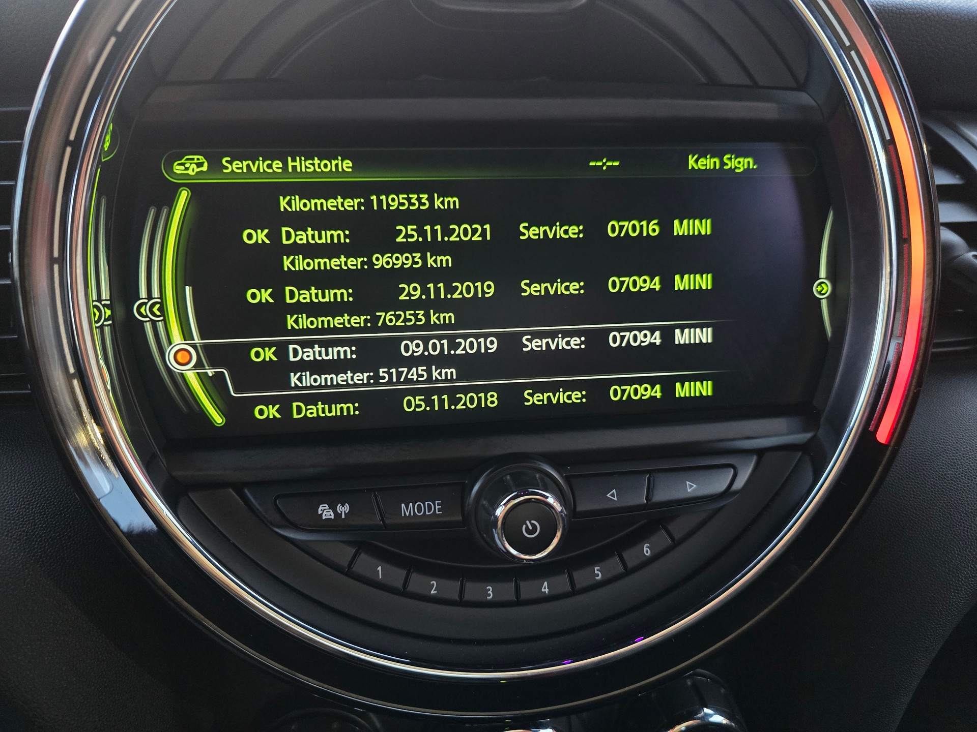 MINI Cooper John Cooper Works Steptronic-image-25