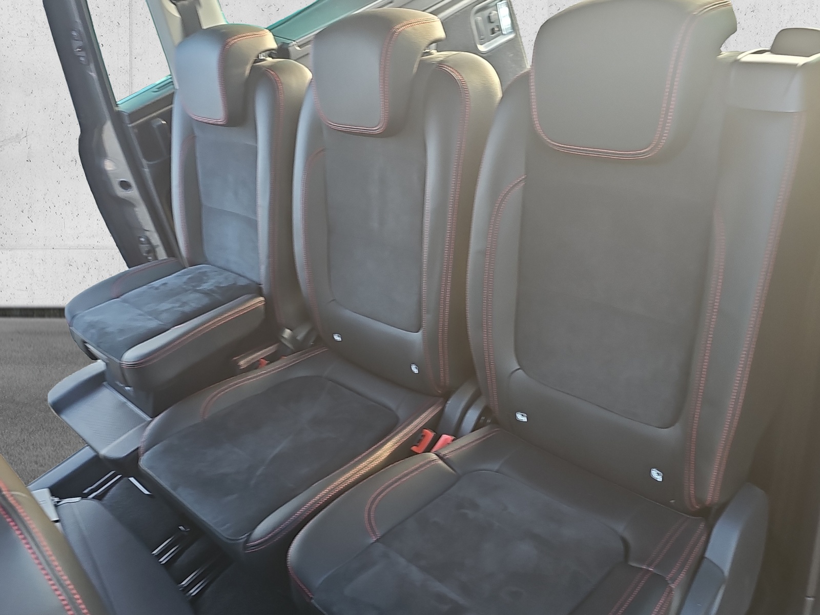 SEAT Alhambra 1.4 TSI DSG Hola FR-image-12