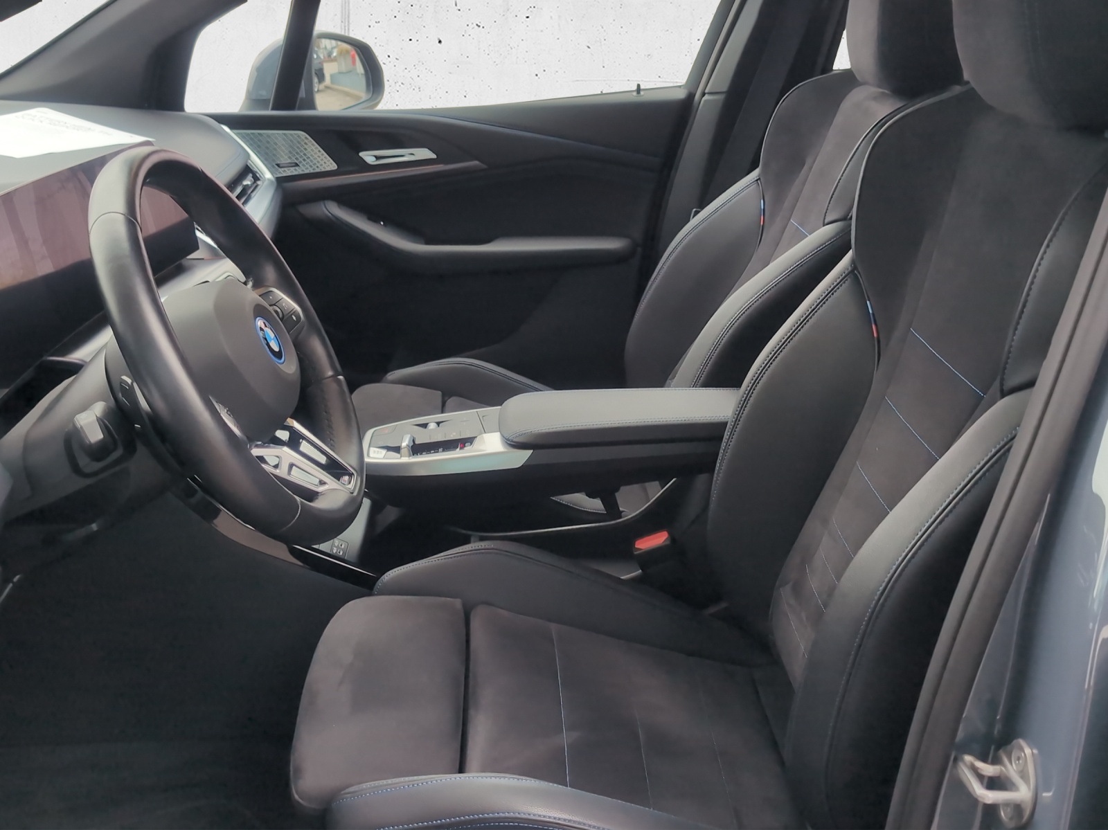 BMW 230e xDr. Act. T. M Sport-image-10