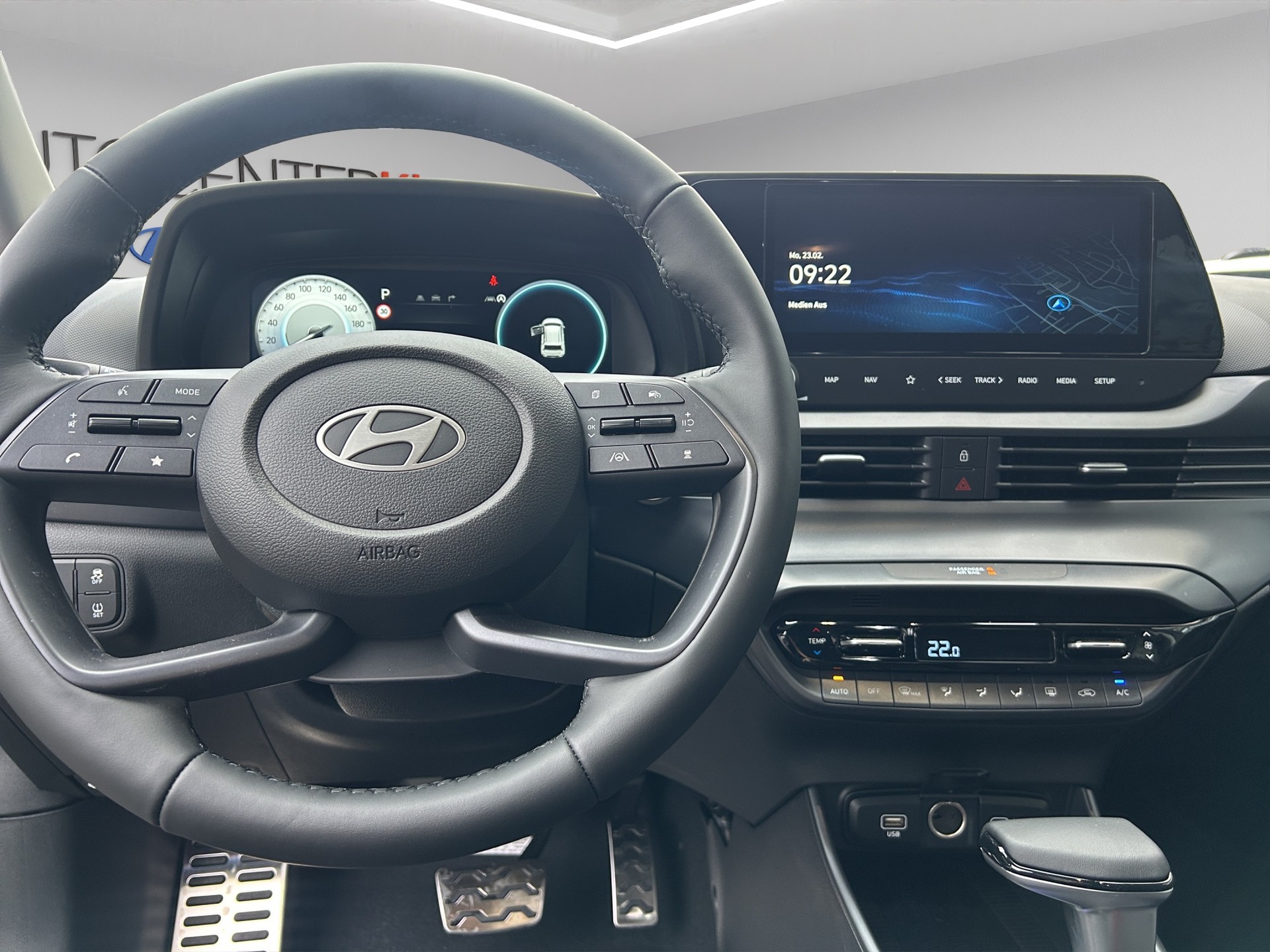 HYUNDAI Bayon 1.0 T-GDi Amplia-image-8