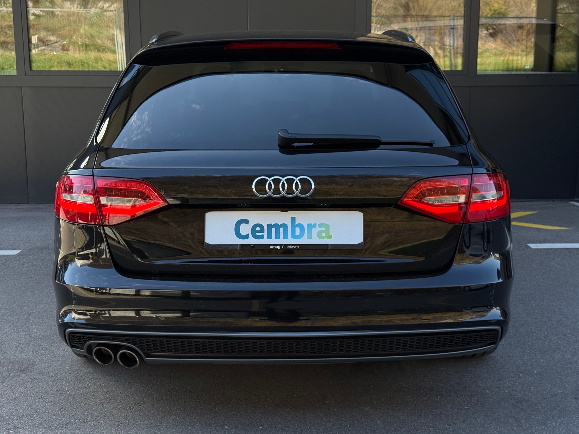 AUDI A4 S-Line 2.0 TDI multitronic-image-5