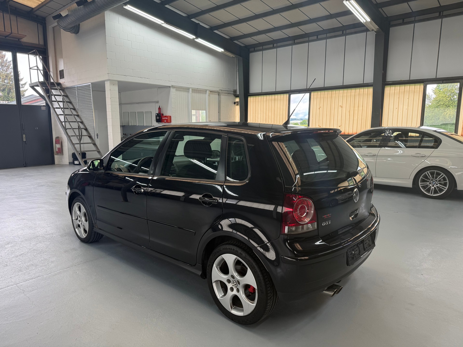 VW Polo 1.8T 20V Turbo GTI-image-4