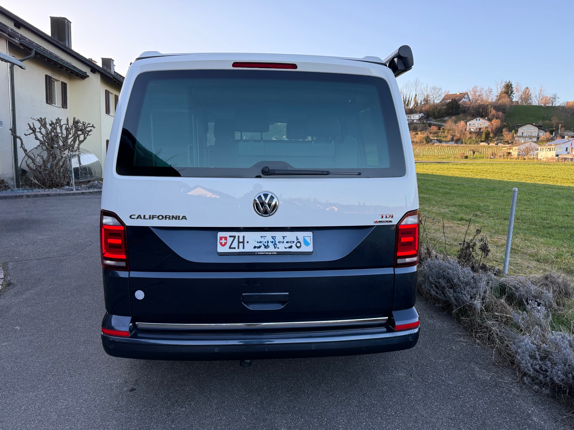 VW T6 California 2.0 Bi-TDI Ocean BLUE 4Motion DSG-image-8
