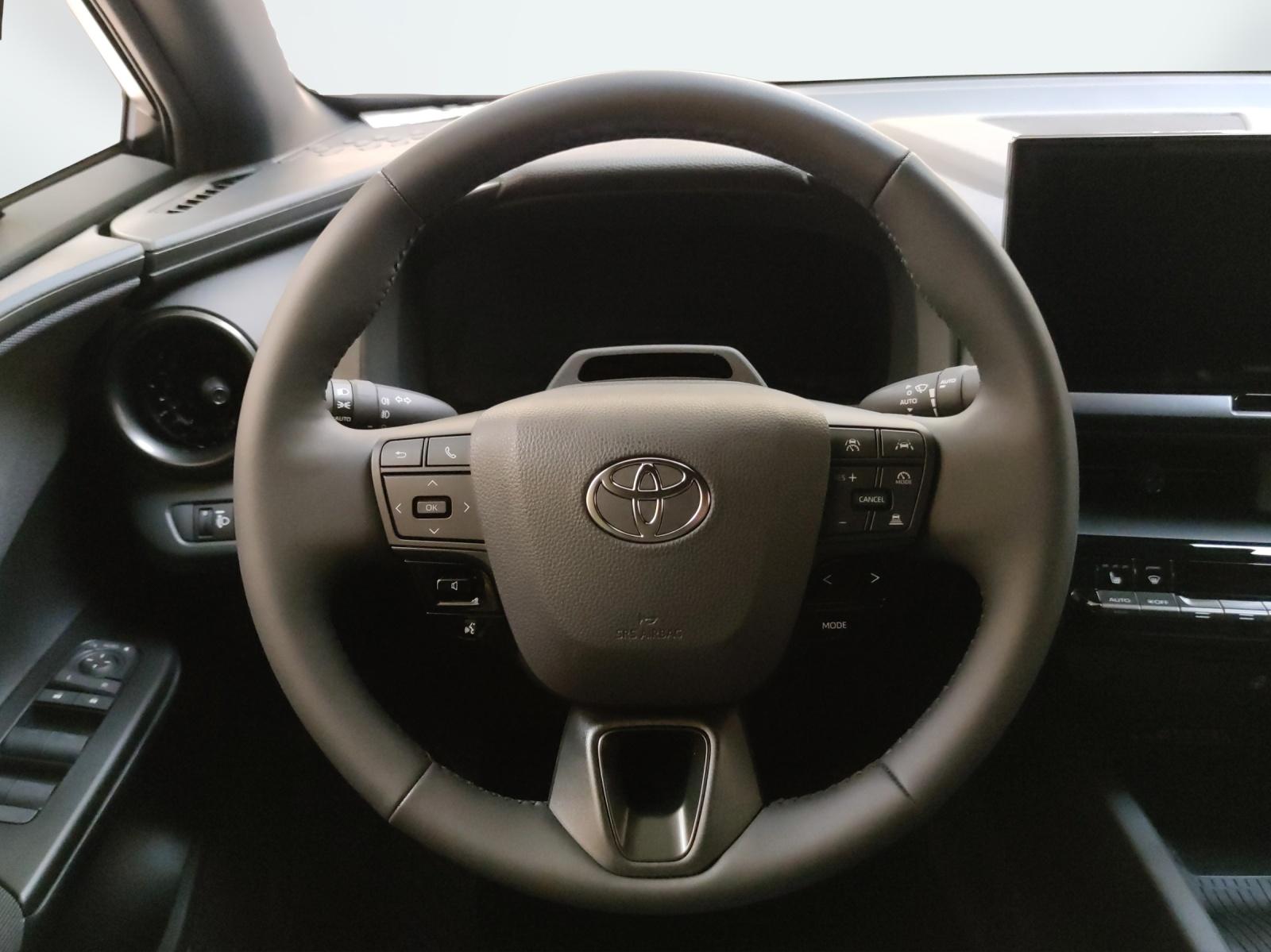 TOYOTA C-HR 1.8 HEV Swiss Edition-image-12
