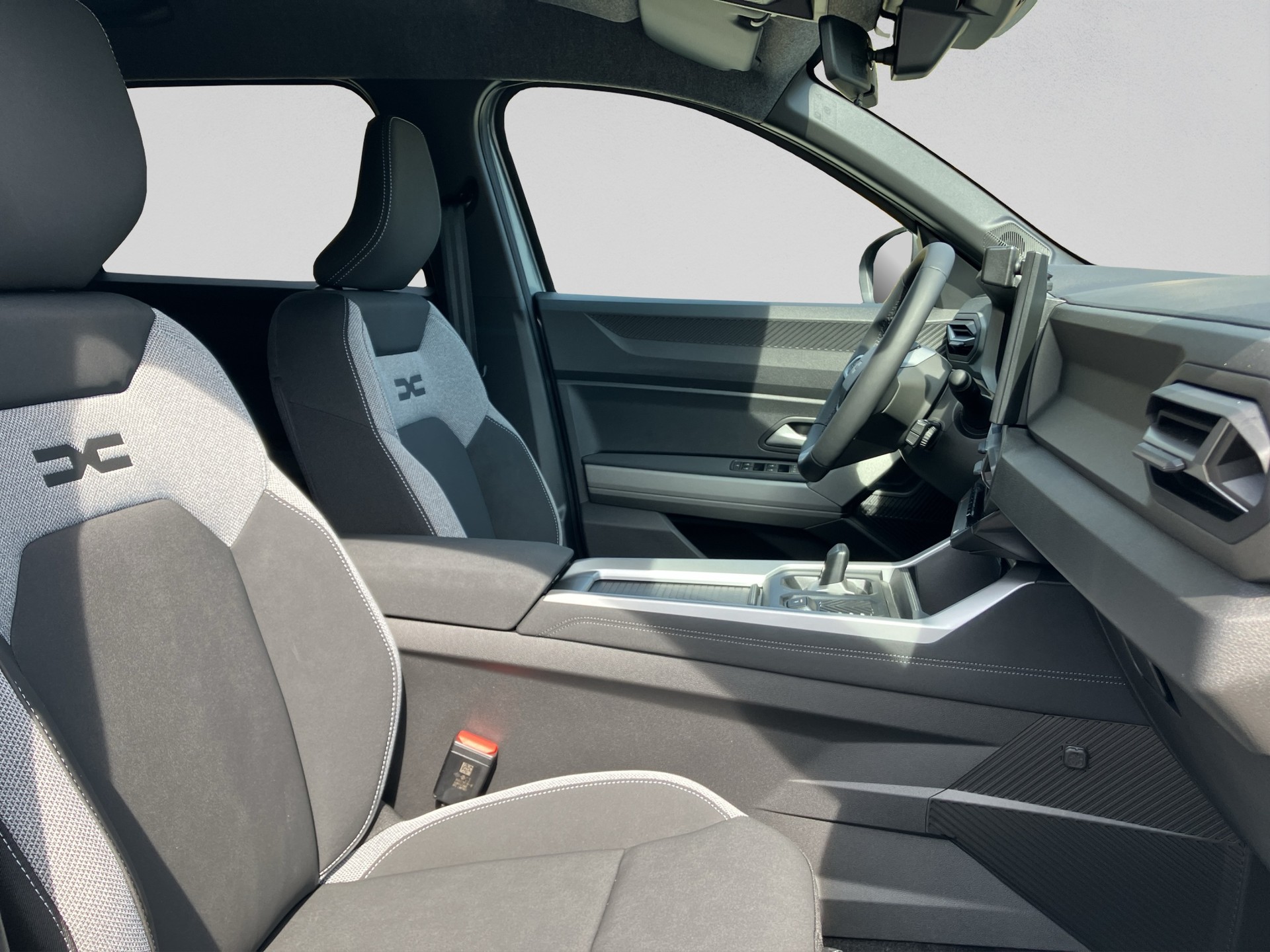 DACIA Bigster HEV 155 Journey-image-16