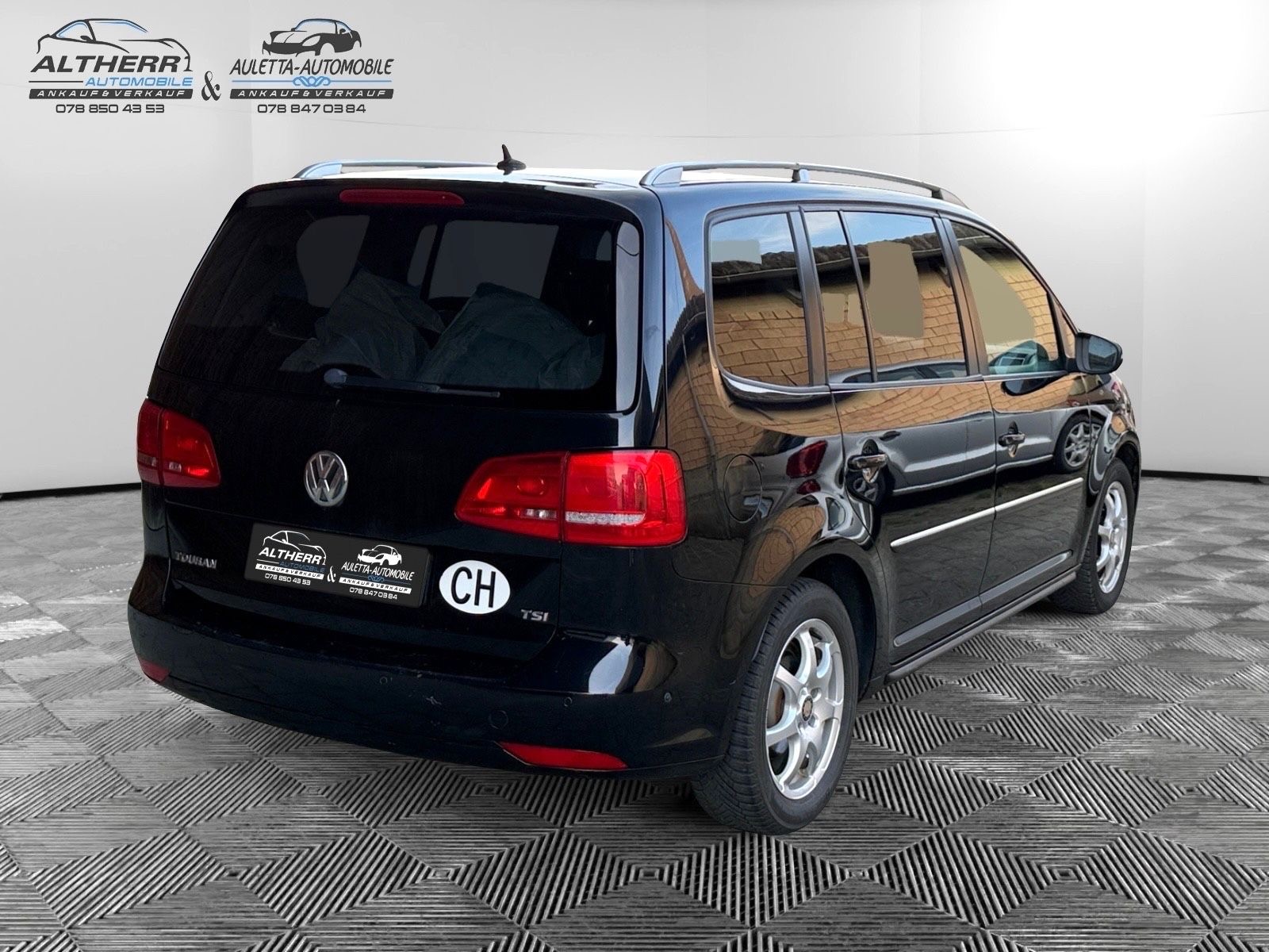 VW Touran 1.4 TSI Highline-image-4